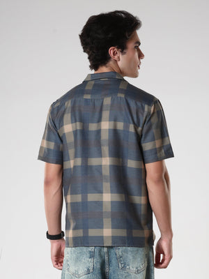 oversized checkered shirt made from lyrac fabric.
lyrac fabric shirts
oversized shirts for men