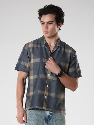 oversized checkered shirt made from lyrac fabric.
lyrac fabric shirts
oversized shirts for men