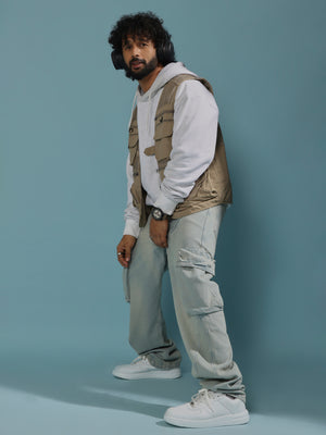 men's biege zippered cargo vest with utility pockets and zip closure
trendy outfits for men