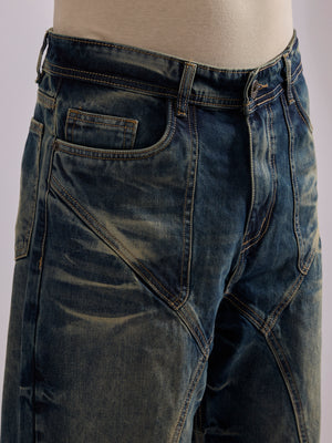 men's blue relax fit jeans made from durable denim .
denim jeans for men
