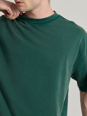 Men's Baggy T-Shirt in emarald green