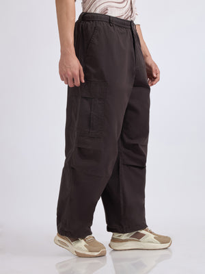 men's parachute cargo pants in ash color