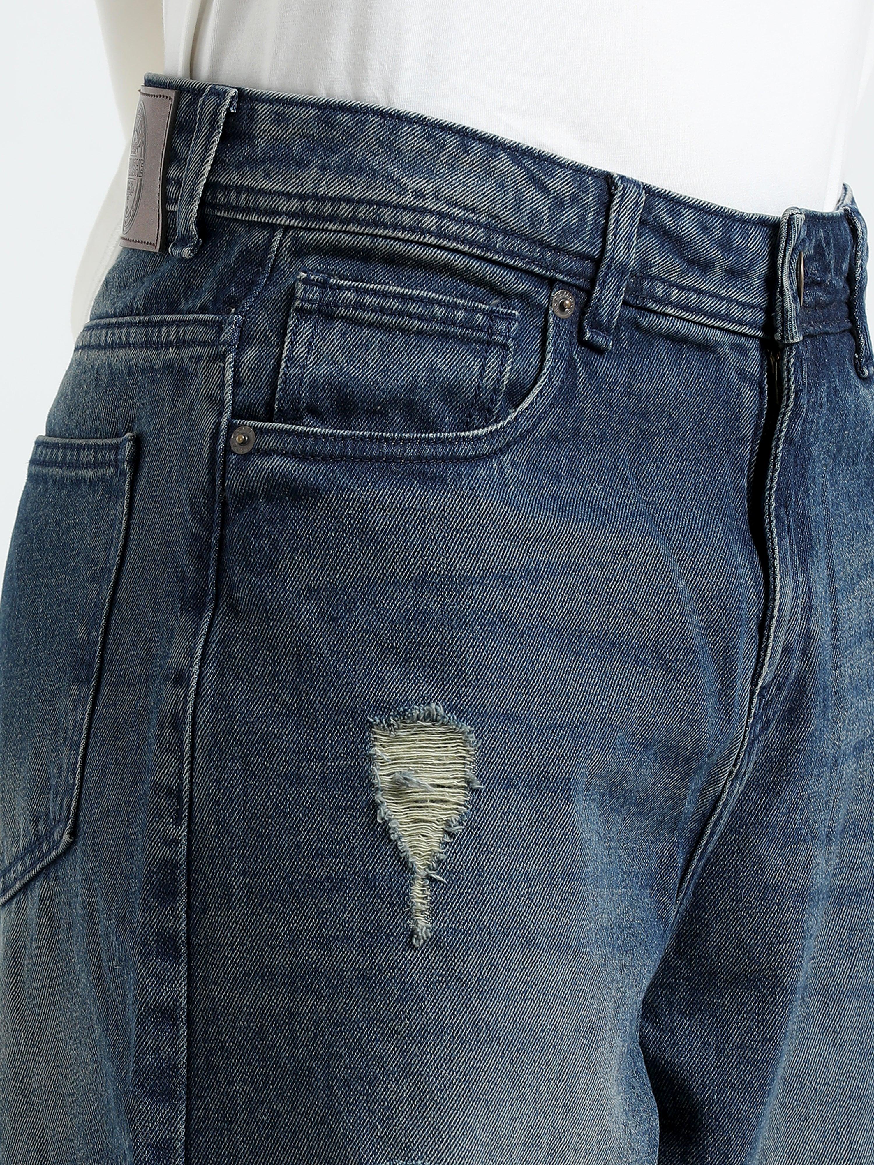 loose fit jean with patches and distress
Loose fit pants for men
patched pants or men