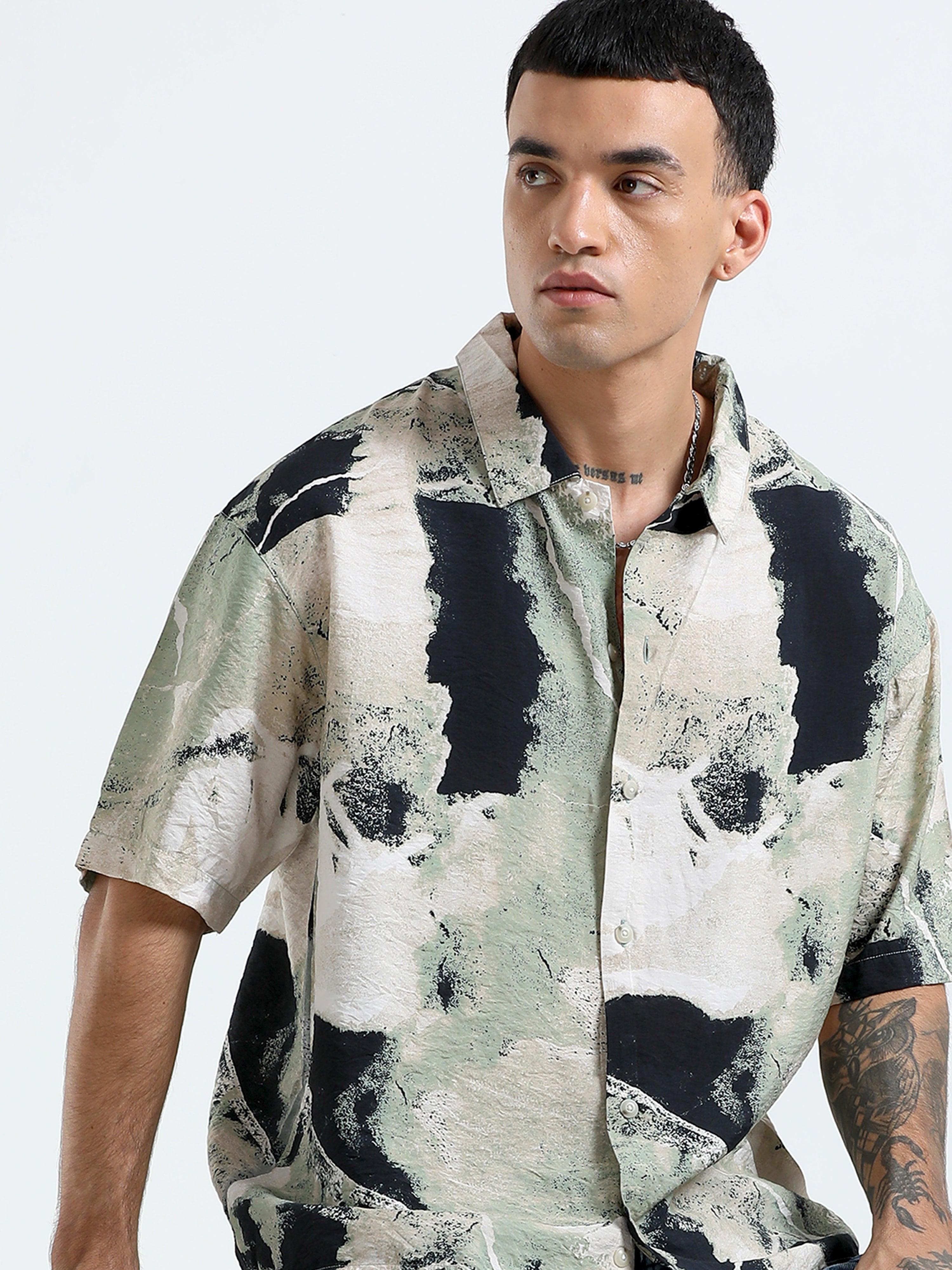 cropped baggy fit shirt with casual print
cropped shirts for men
baggy shirts for men