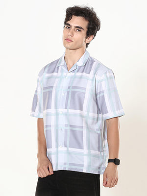 oversized checkered shirt made from lyrac fabric.
lyrac fabric shirts
oversized shirts for men
