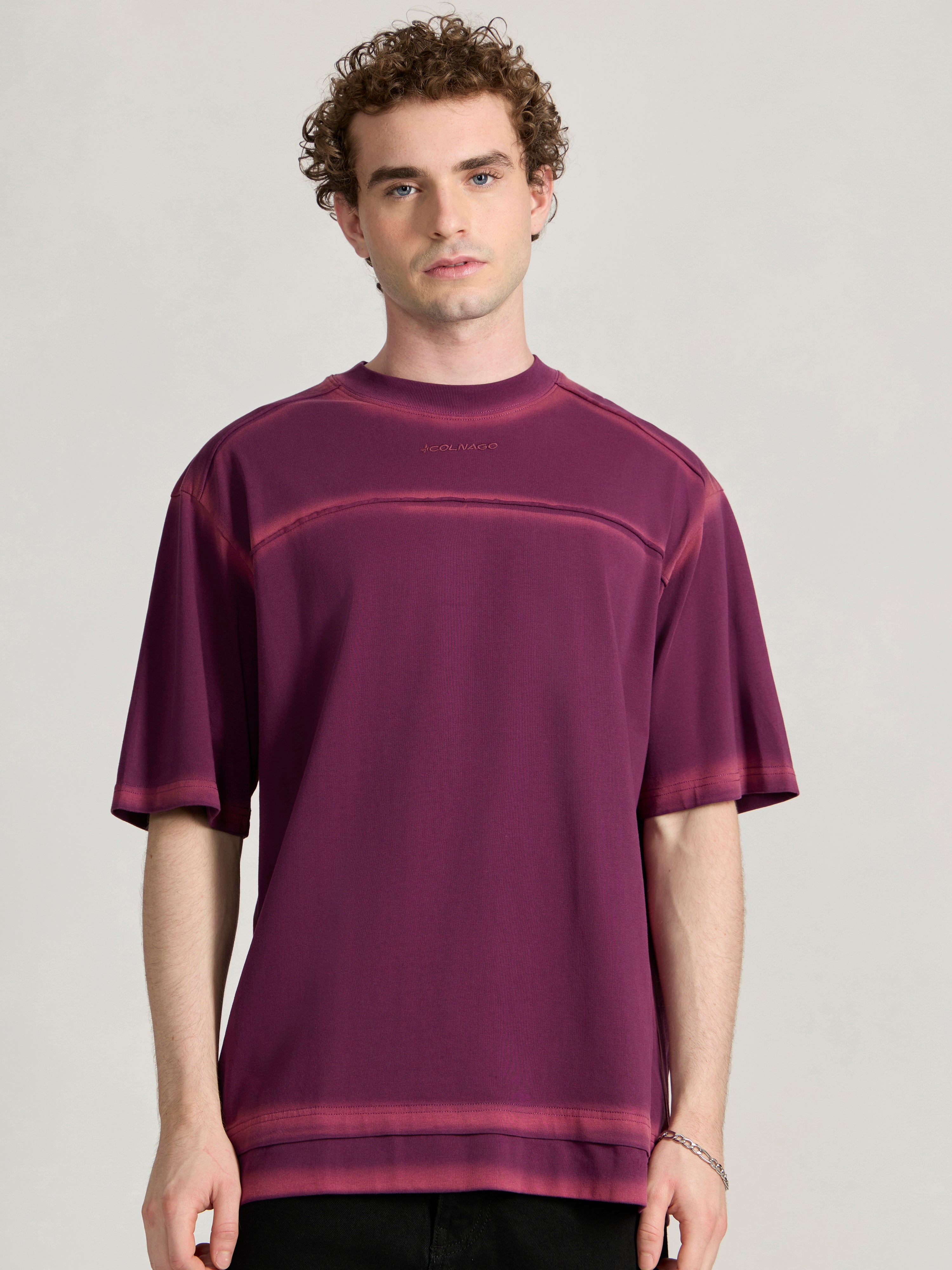 Men's printed baggy T-Shirt in midnight plum