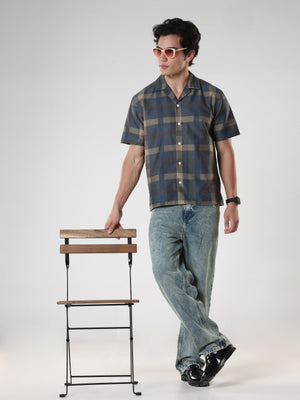 oversized checkered shirt made from lyrac fabric.
lyrac fabric shirts
oversized shirts for men