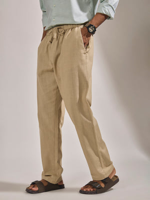 men's biege loose fit linen joggers with an elastic waistband
joggers for men
loose fit joggers for men