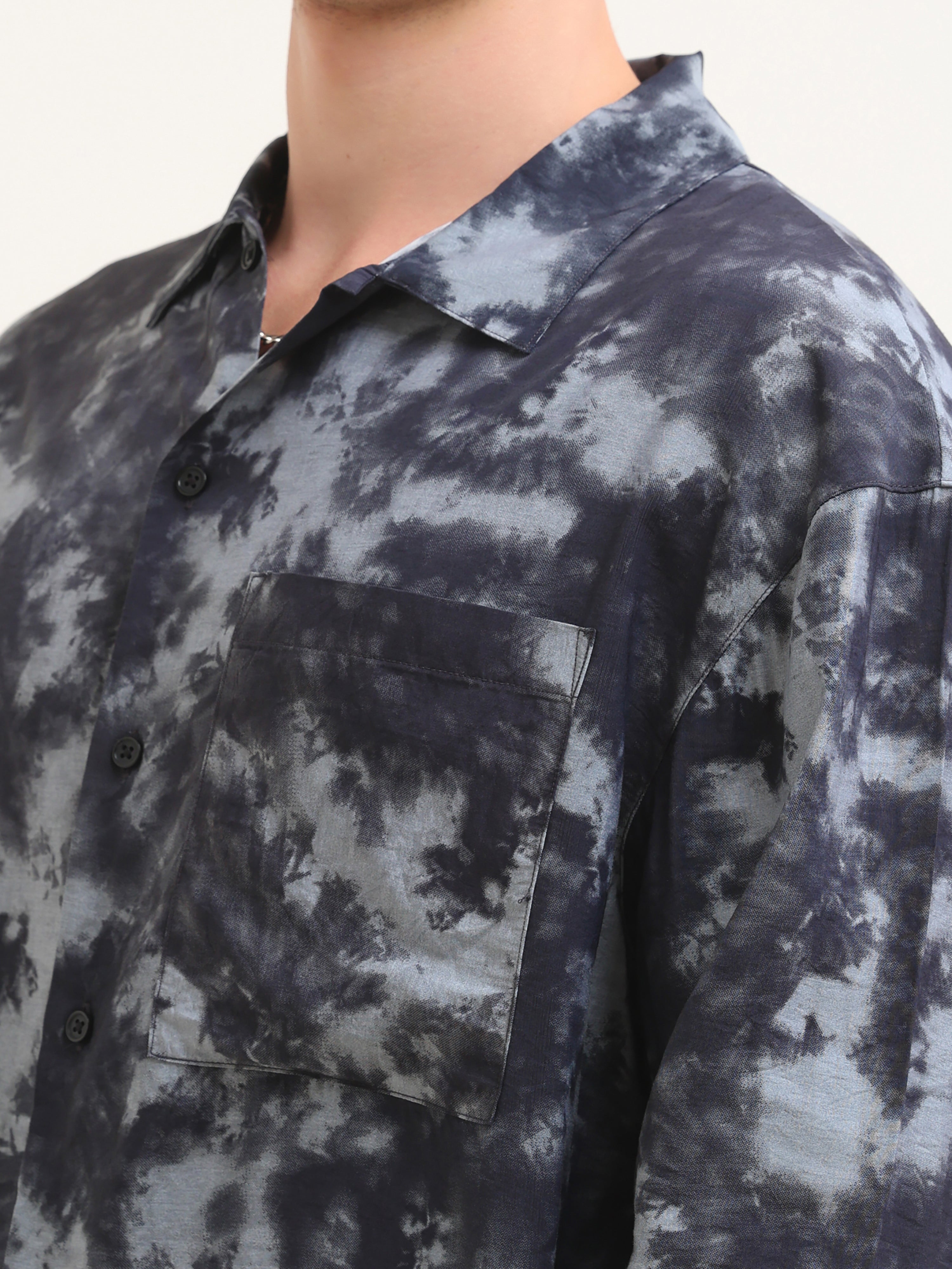 Tarr Baggy Printed Shirt- Violet