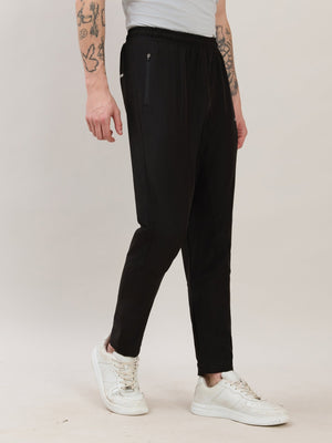 Klyra - Regular Track Pant - Black - Espanshe