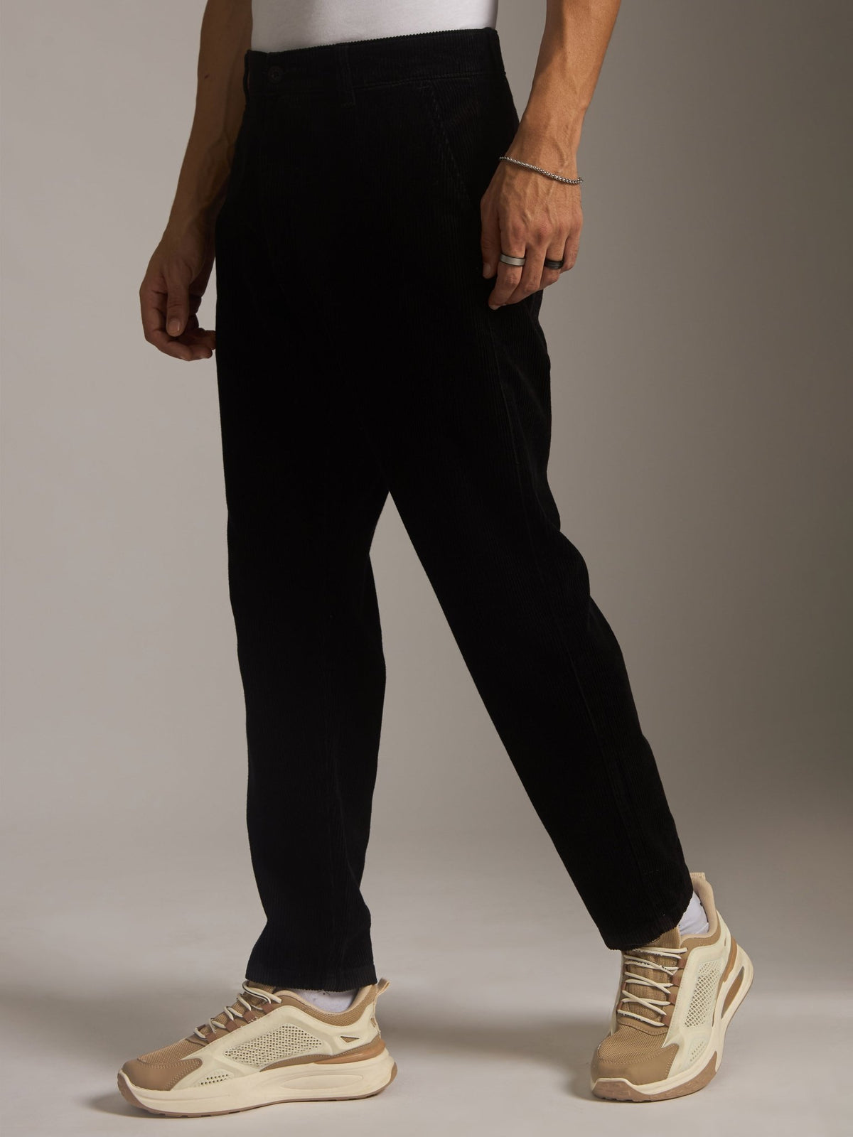 Holden - Corduroy Comfort Trouser - Black - Espanshe