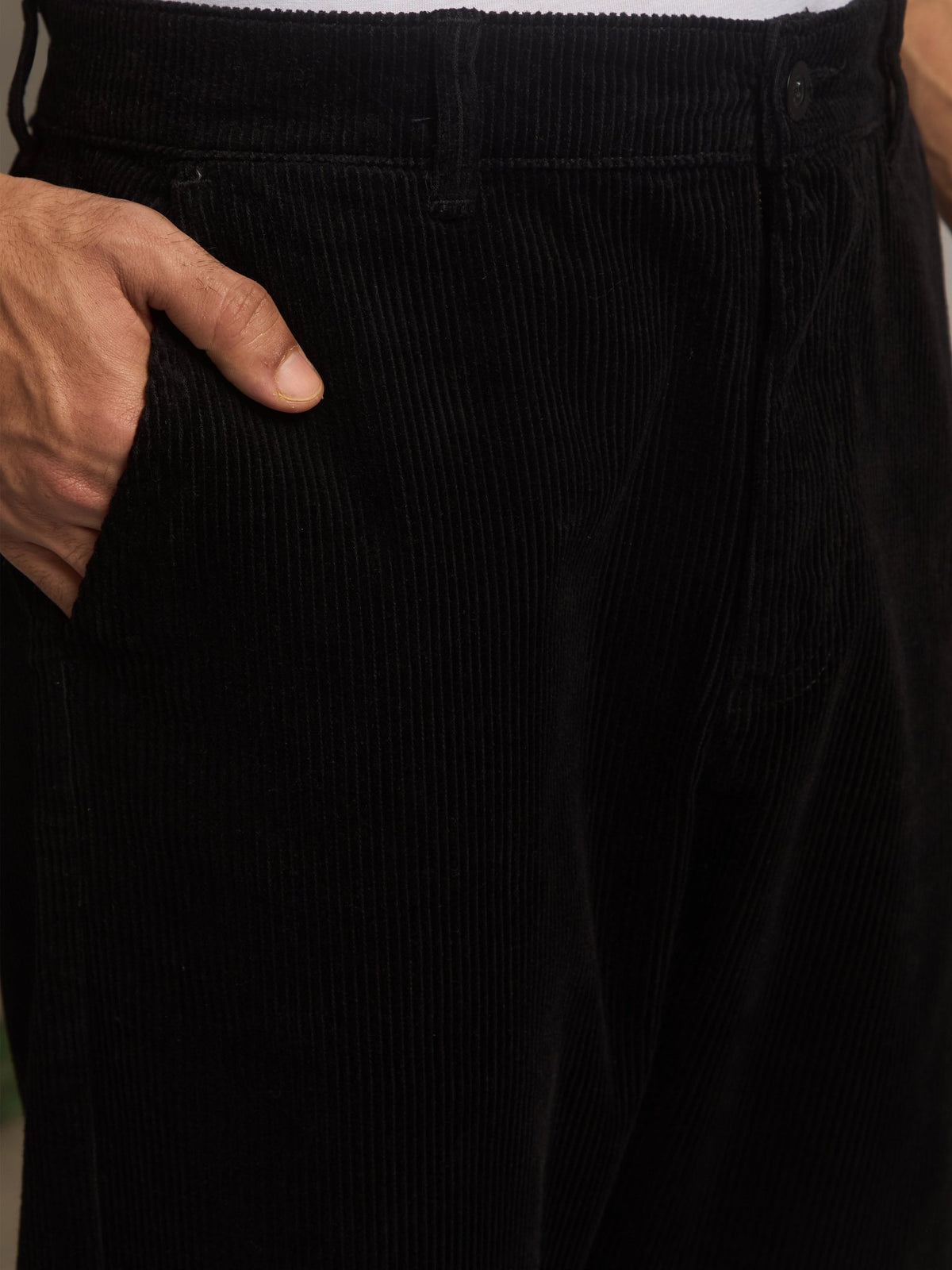 Holden - Corduroy Comfort Trouser - Black - Espanshe