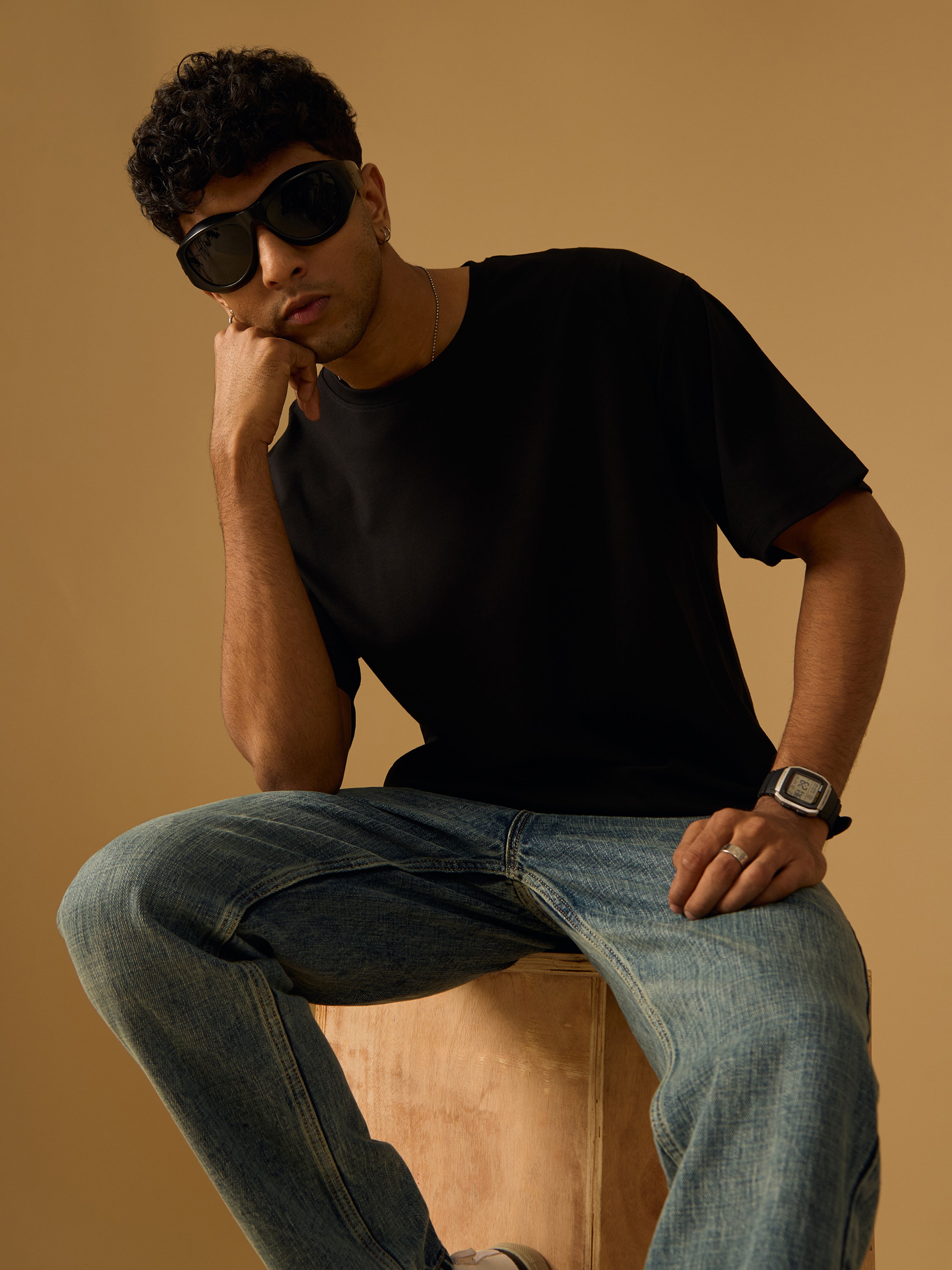 men's halfsleeve plain tshirt in peanut black