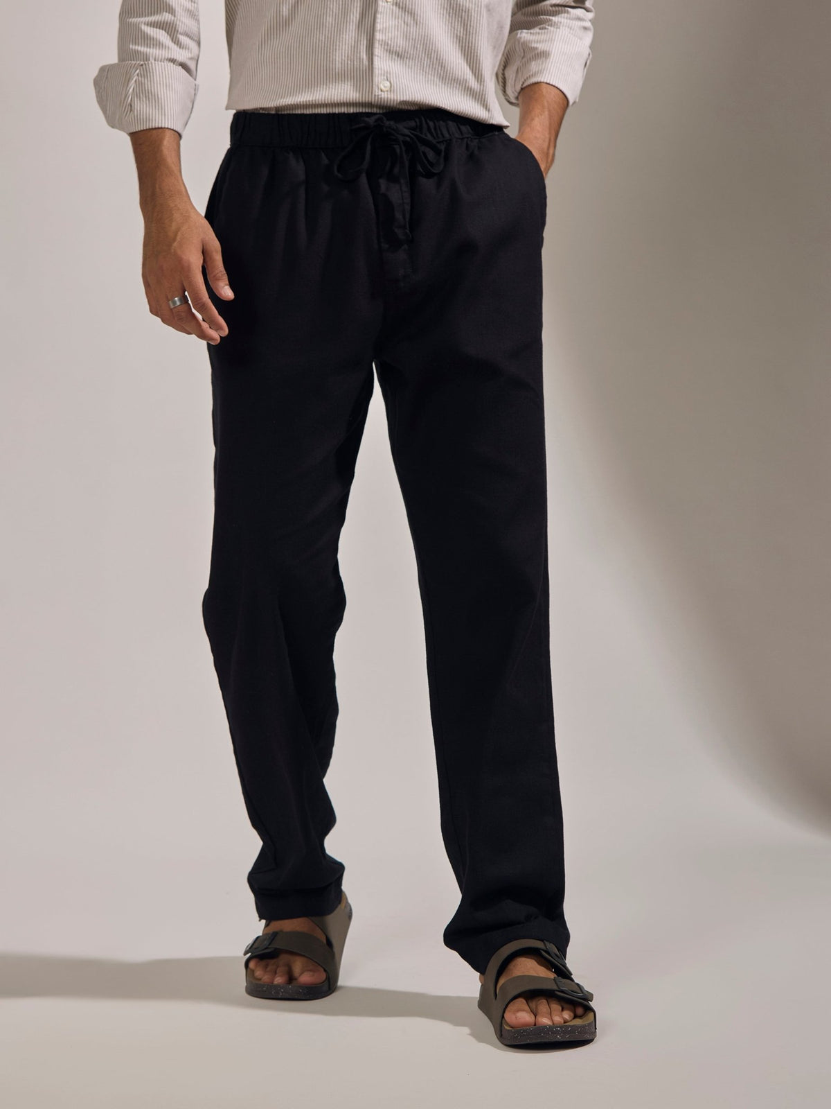 Gwynetha - Loose Fit Linen Joggers - Black - Espanshe