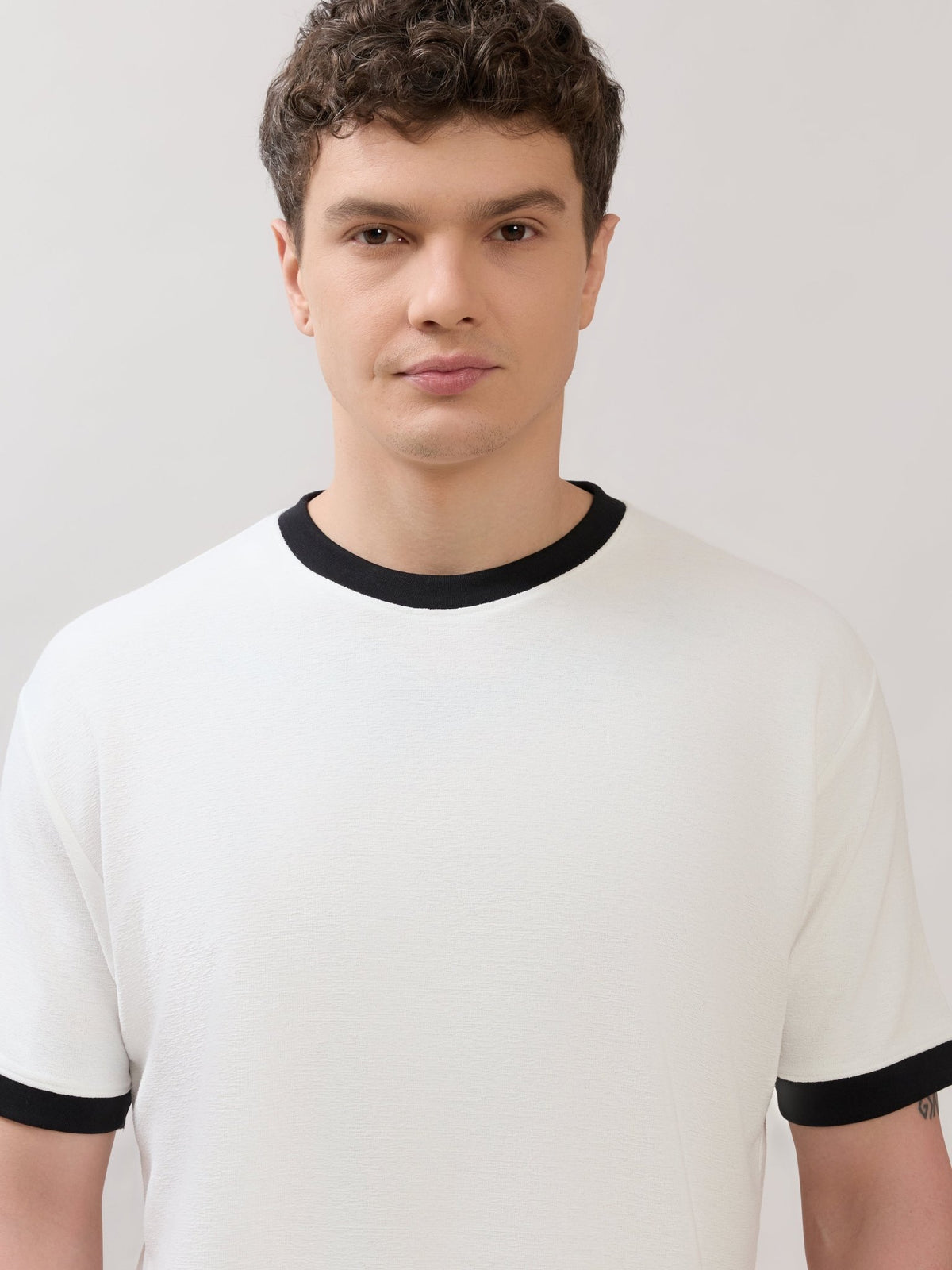 Karoon - Slim Fit Round-Neck T-Shirt - White - Espanshe