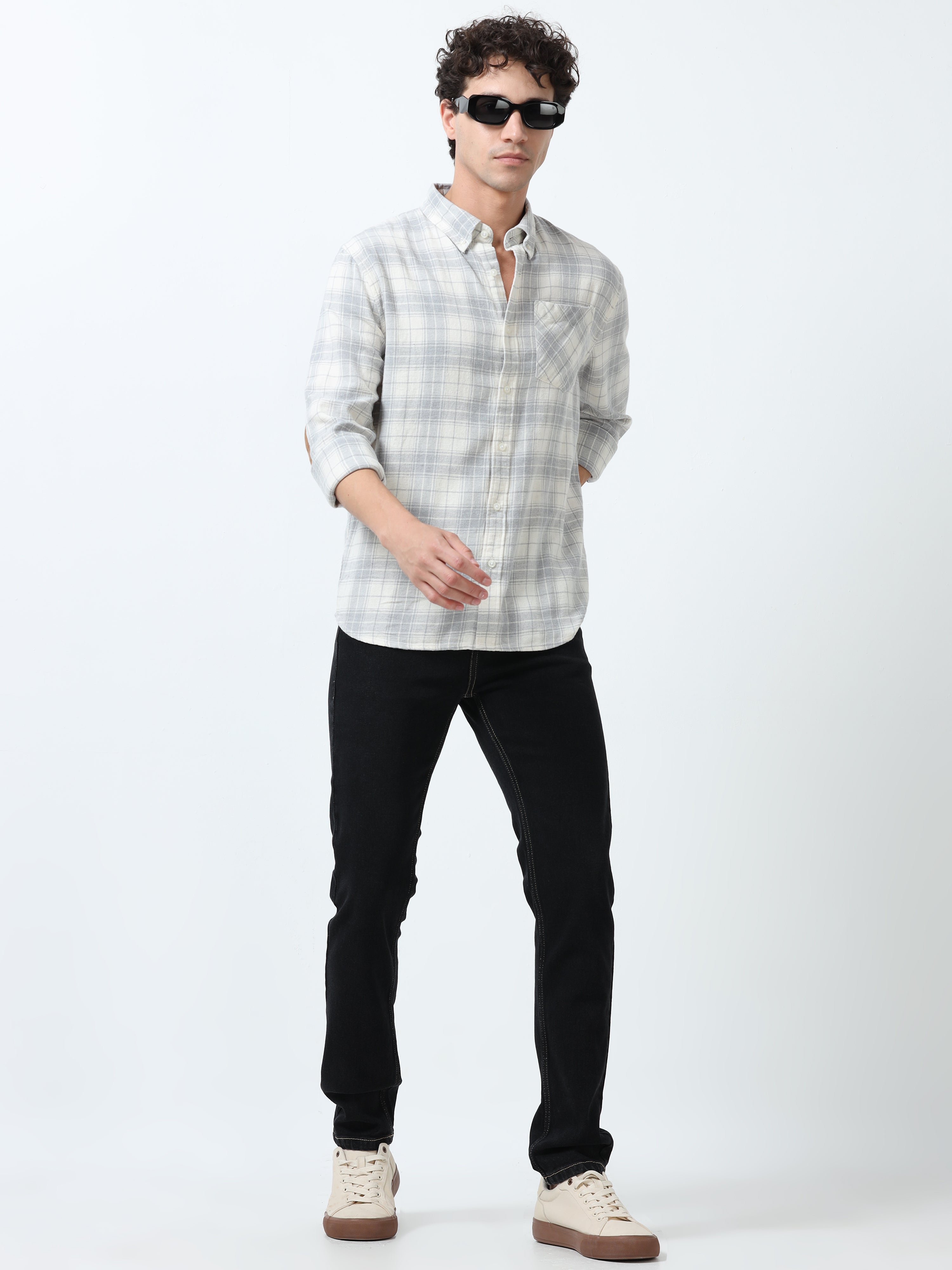 fullsleev checkered shirt in regular fit made from soft brushed fabric
fullsleeve shirts for men
regular fit shirt for men