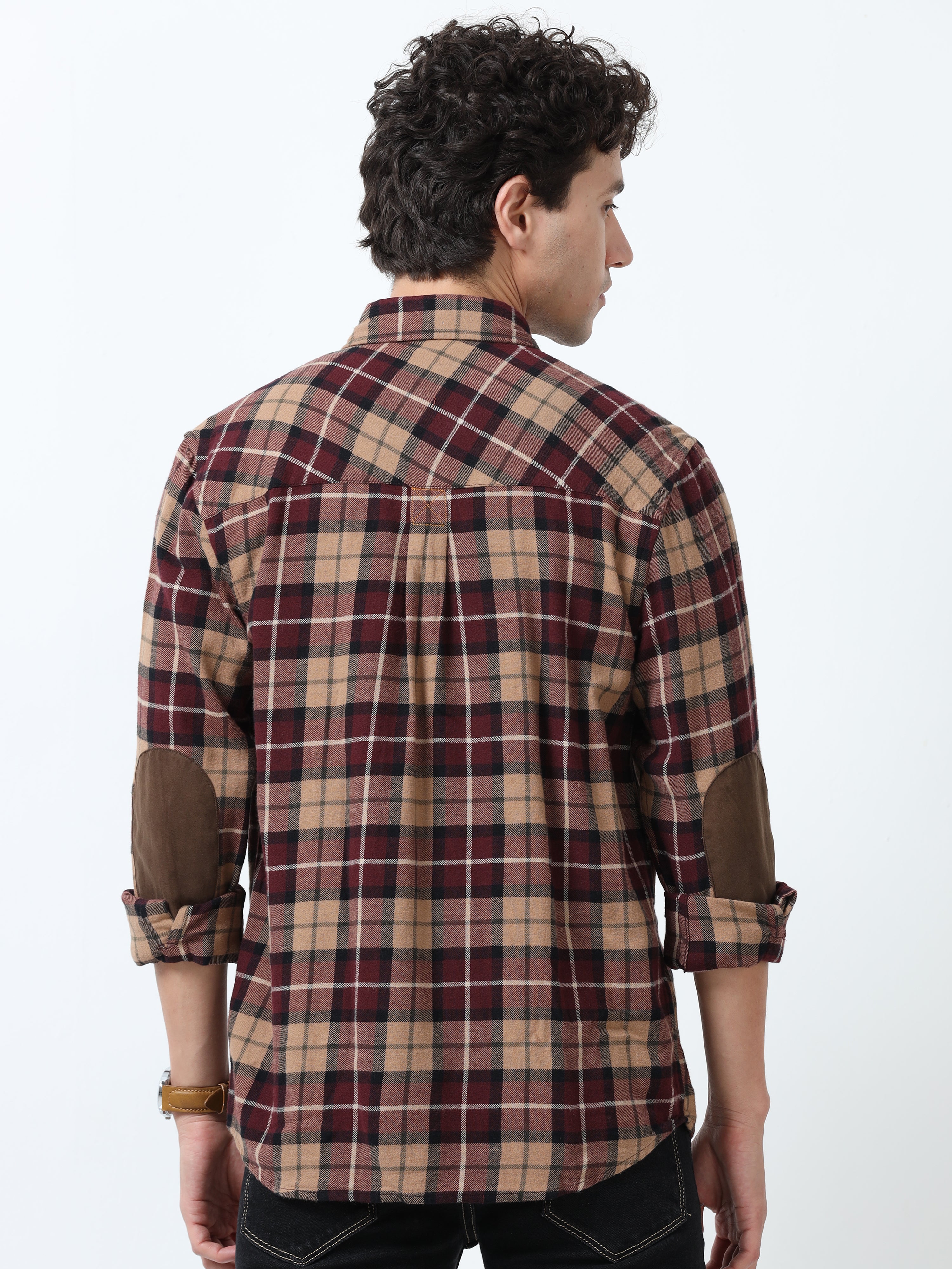 fullsleev checkered shirt in regular fit made from soft brushed fabric
fullsleeve shirts for men
regular fit shirt for men