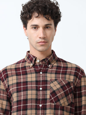 fullsleev checkered shirt in regular fit made from soft brushed fabric
fullsleeve shirts for men
regular fit shirt for men