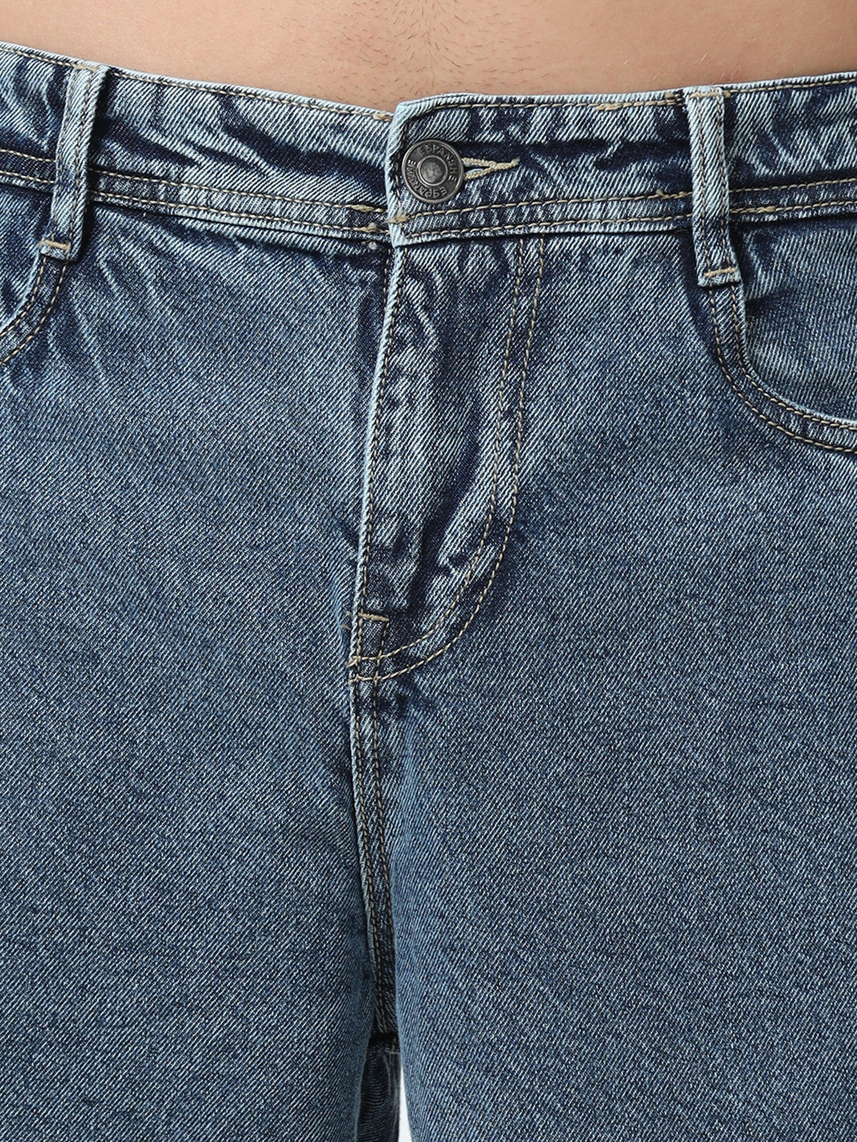 Loose fit washed  jeans with star patch offering a unique look
Loose fit jeans for men
stylish jean for men


