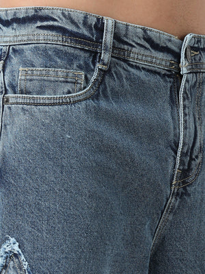 Loose fit washed  jeans with star patch offering a unique look
Loose fit jeans for men
stylish jean for men


