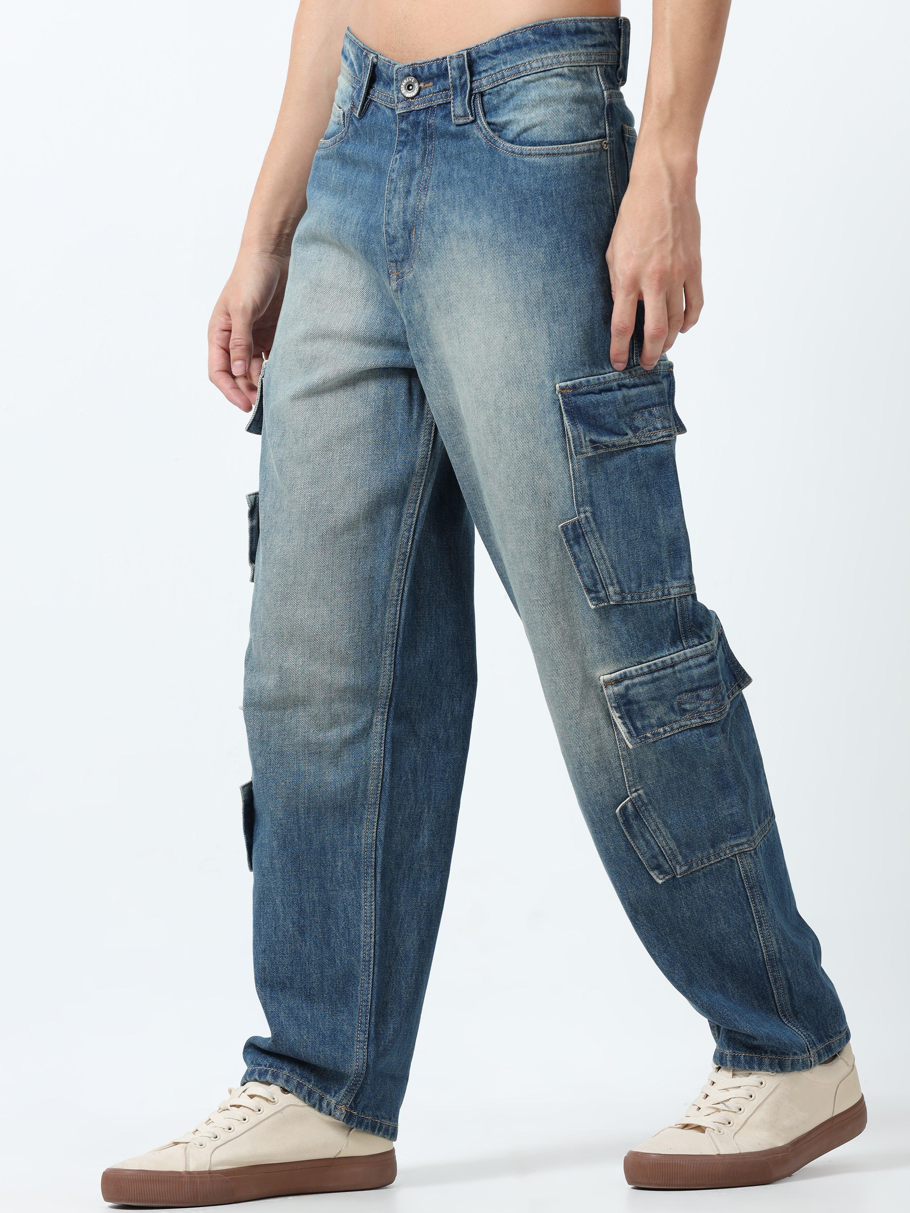 relaxed faded jeans with 8 classic pockets 
jeans for men
stylish jean for men.