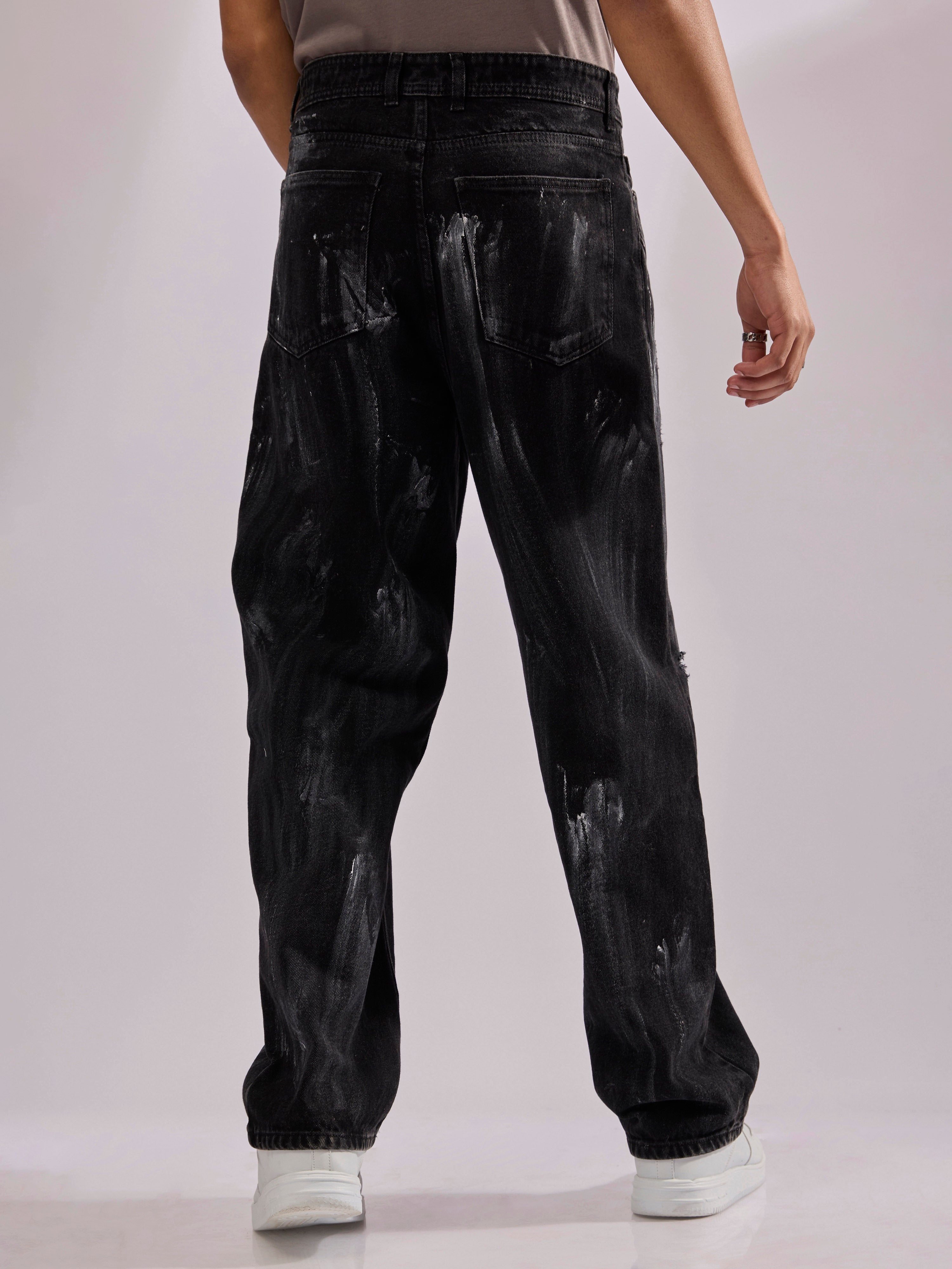 men's black relax fit jeans made from durable denim .
denim jeans for men