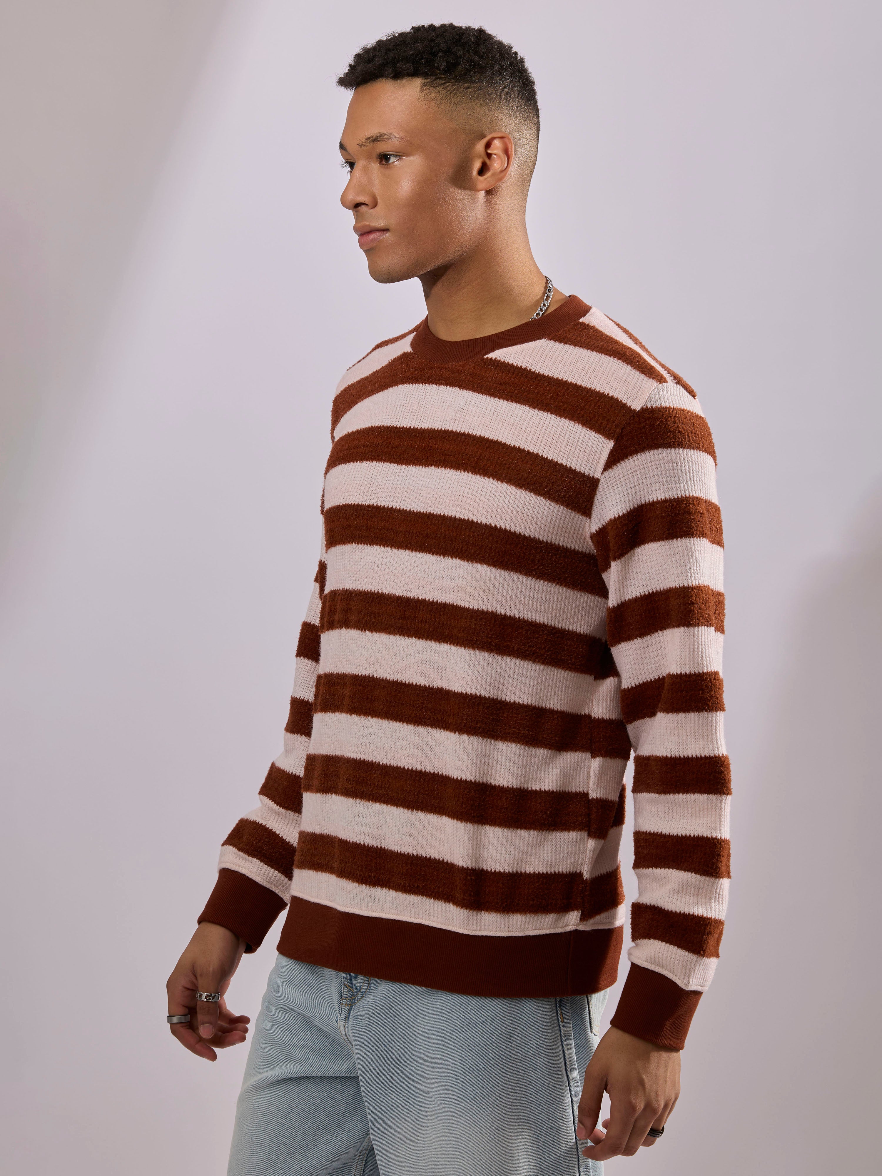 men's brick red stripped crew neck sweater , blended from cotton and polyster.
