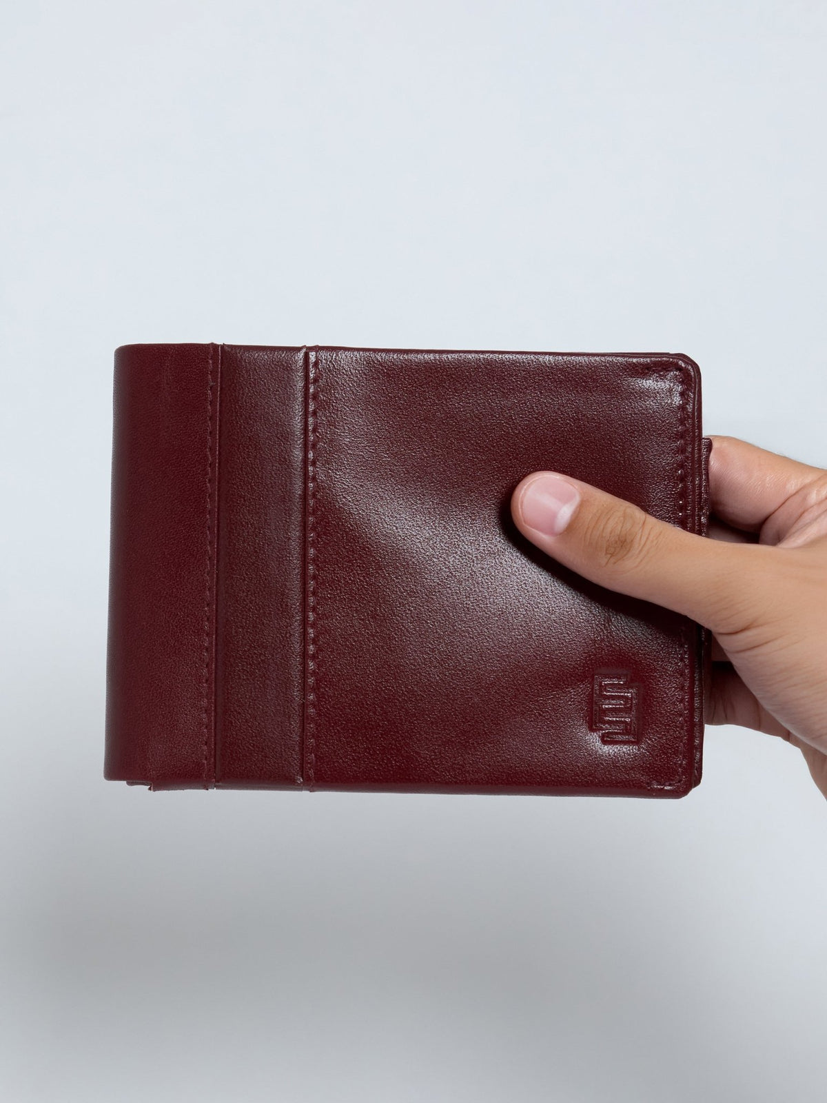 Arctic-3 - Bi-Fold Leather Wallet - Cherry Red - Espanshe