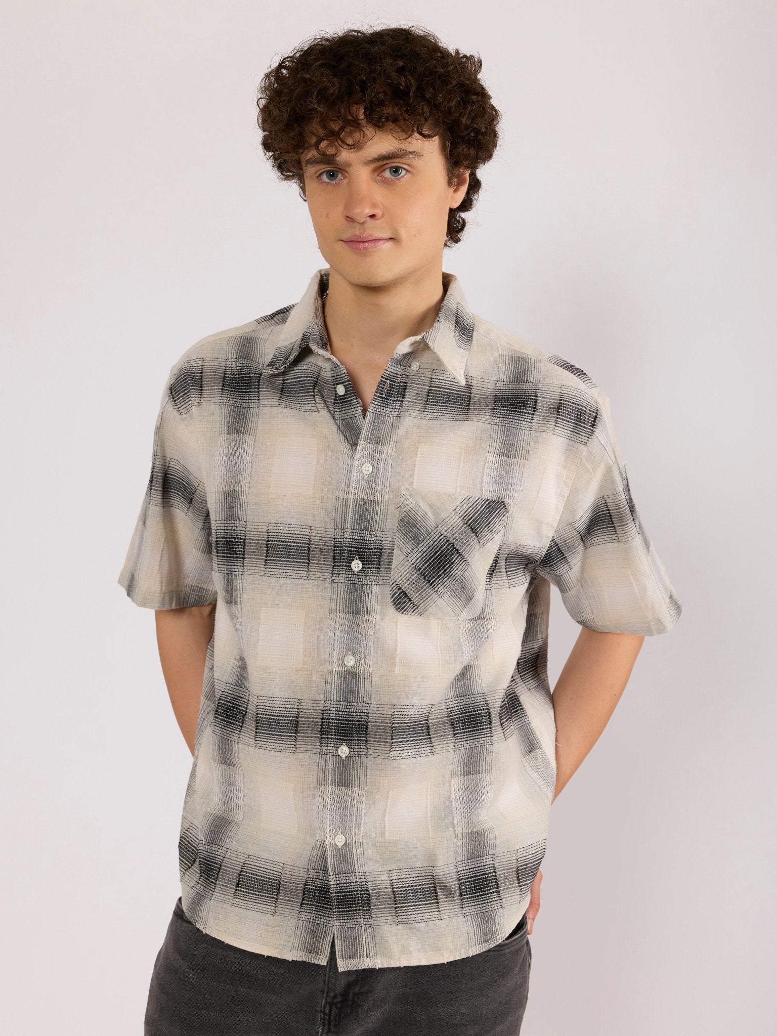 Orvar - Half Sleeve Checks Shirt - Black - Espanshe