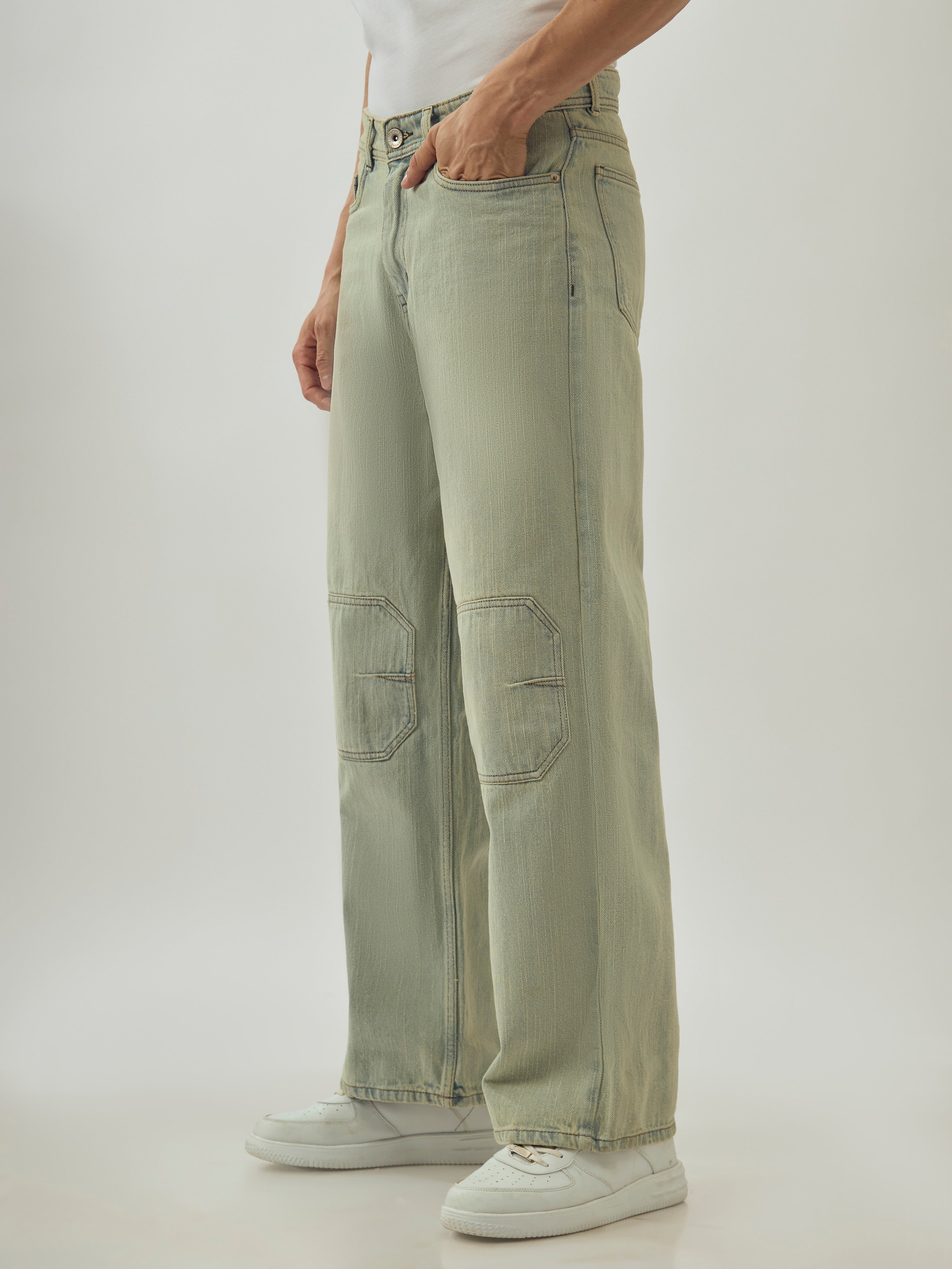 Men's  Baggy Fit Jeans in sage green