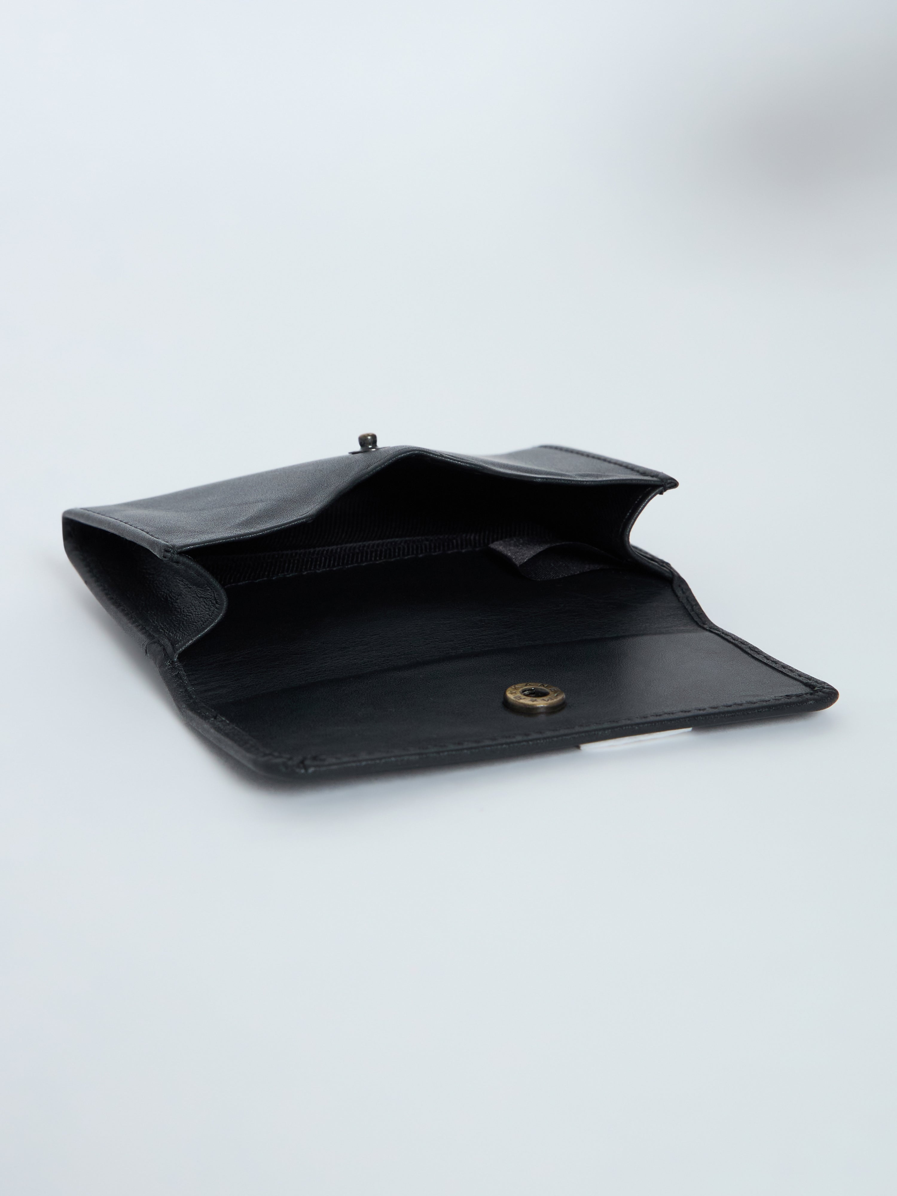 Arctic-4 - Snap Button Leather Wallet - Black