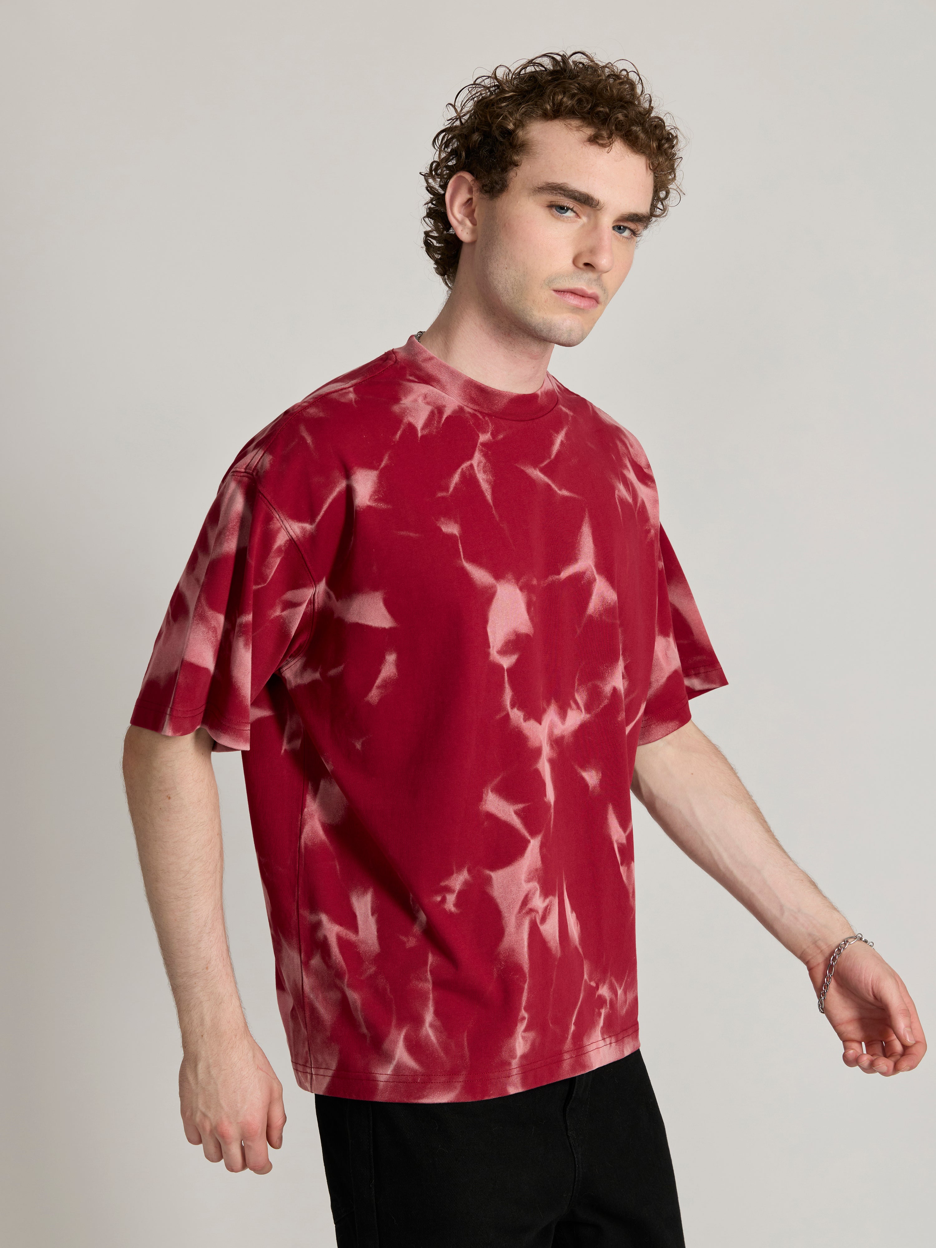 Men's  Baggy T-Shirt in Cranberry