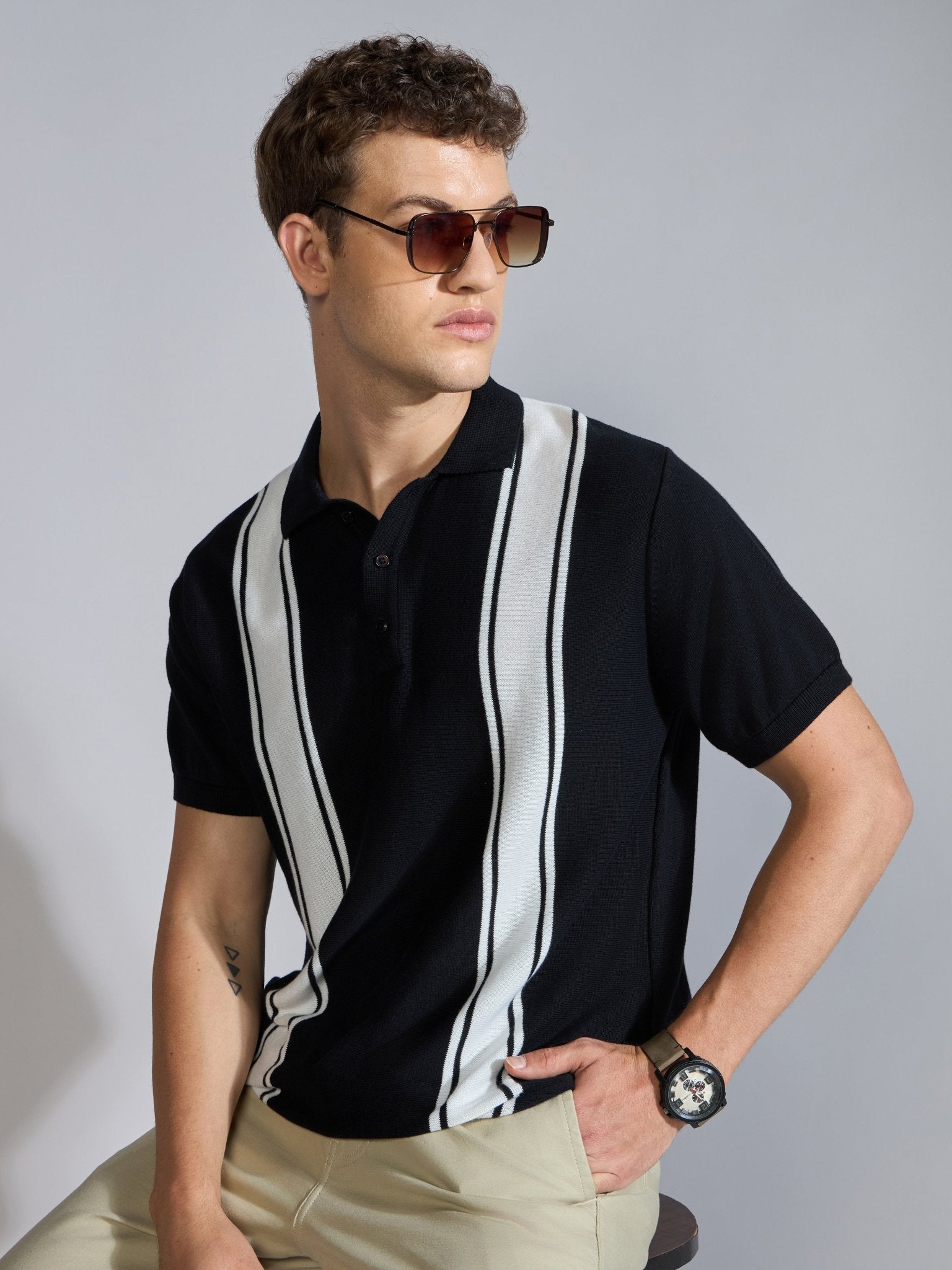 Kikeos-5 - Regular Fit Vertical Stripe Knit Polo T-Shirt - Black - Espanshe