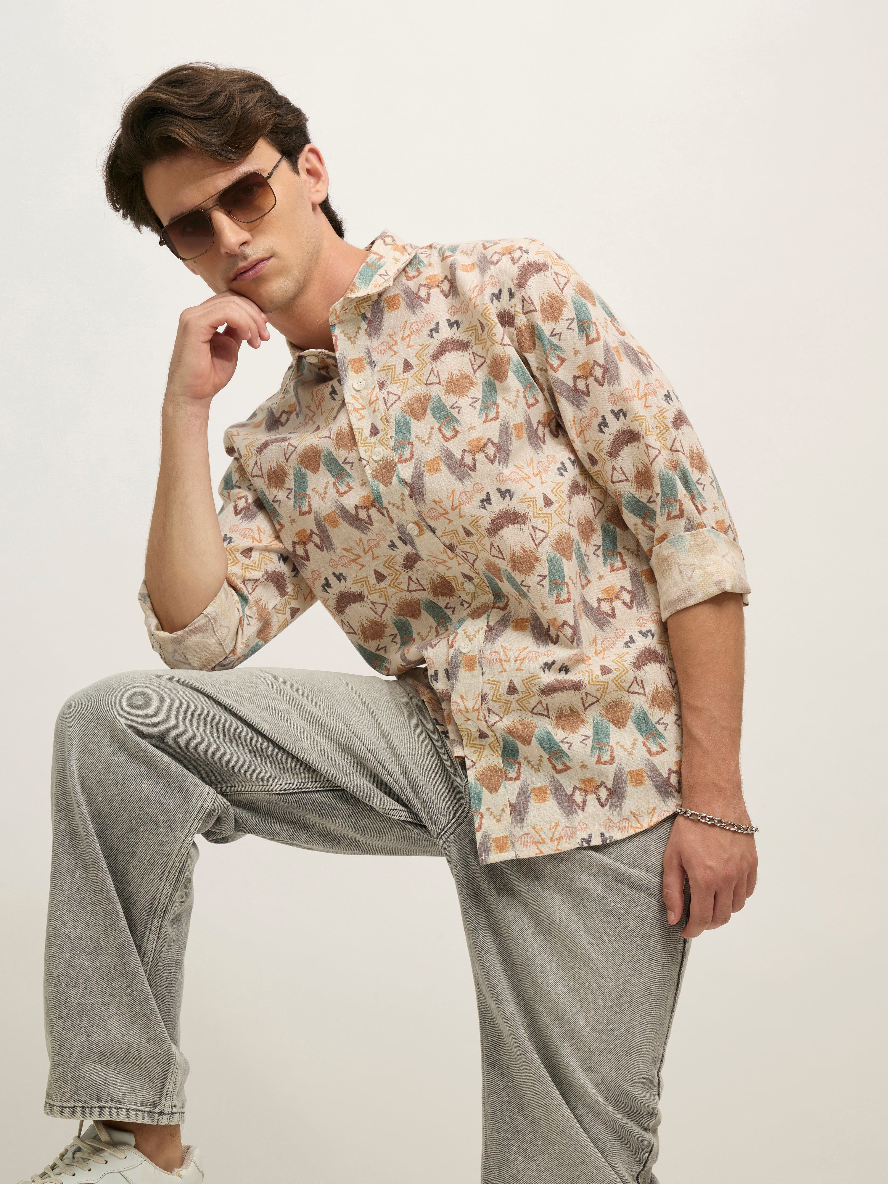 Westley - Regular Floral Printed Shirt - Brown