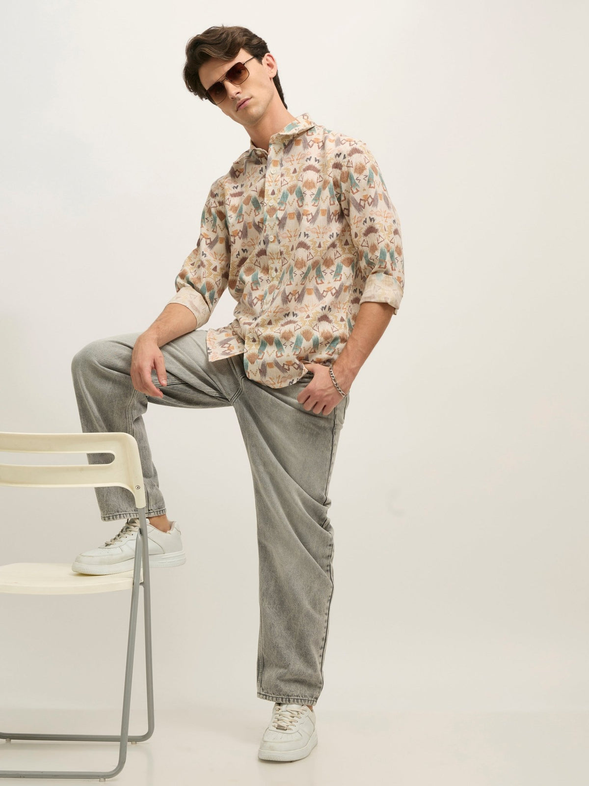 Westley - Regular Floral Printed Shirt - Brown - Espanshe