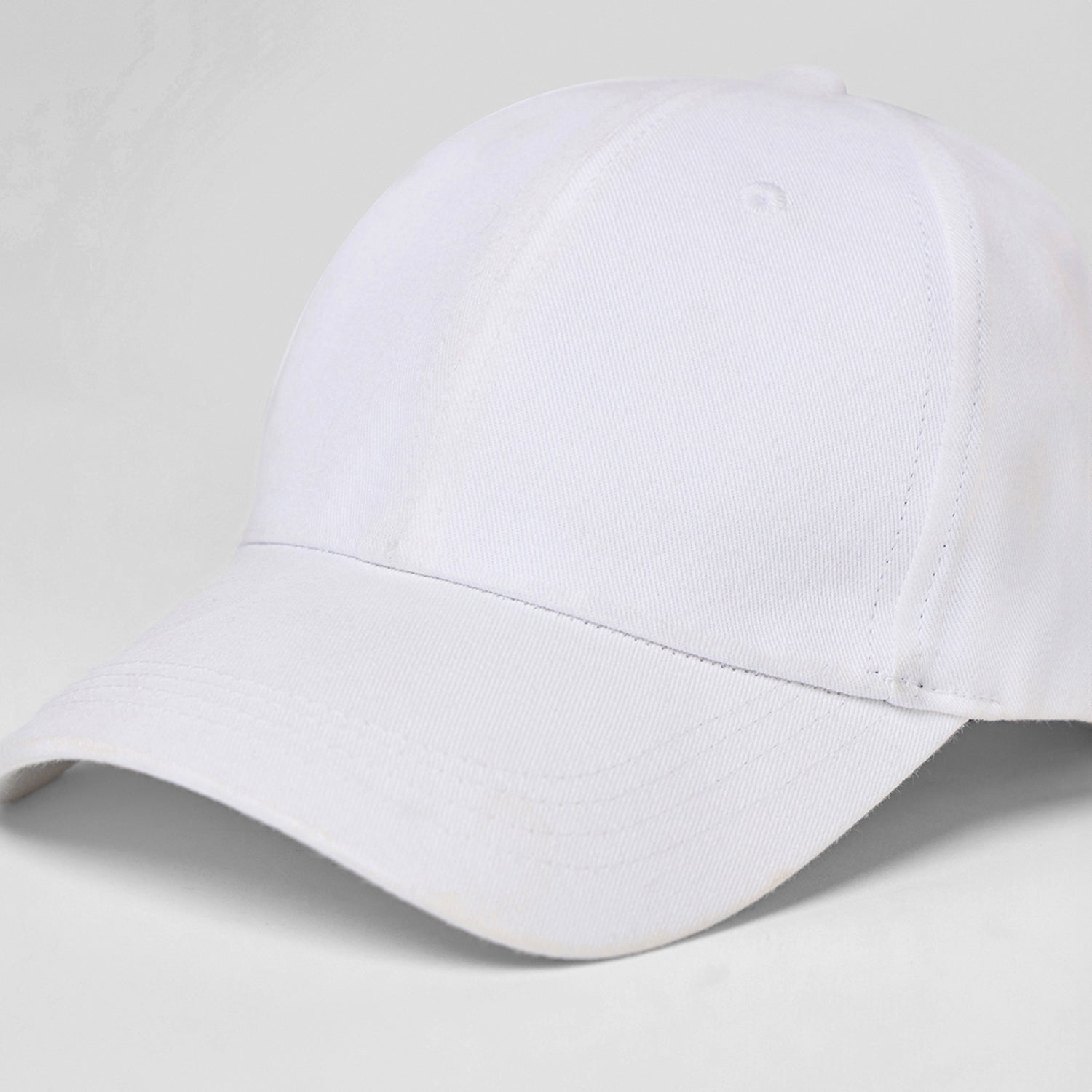 Men's Baseball Cap - white