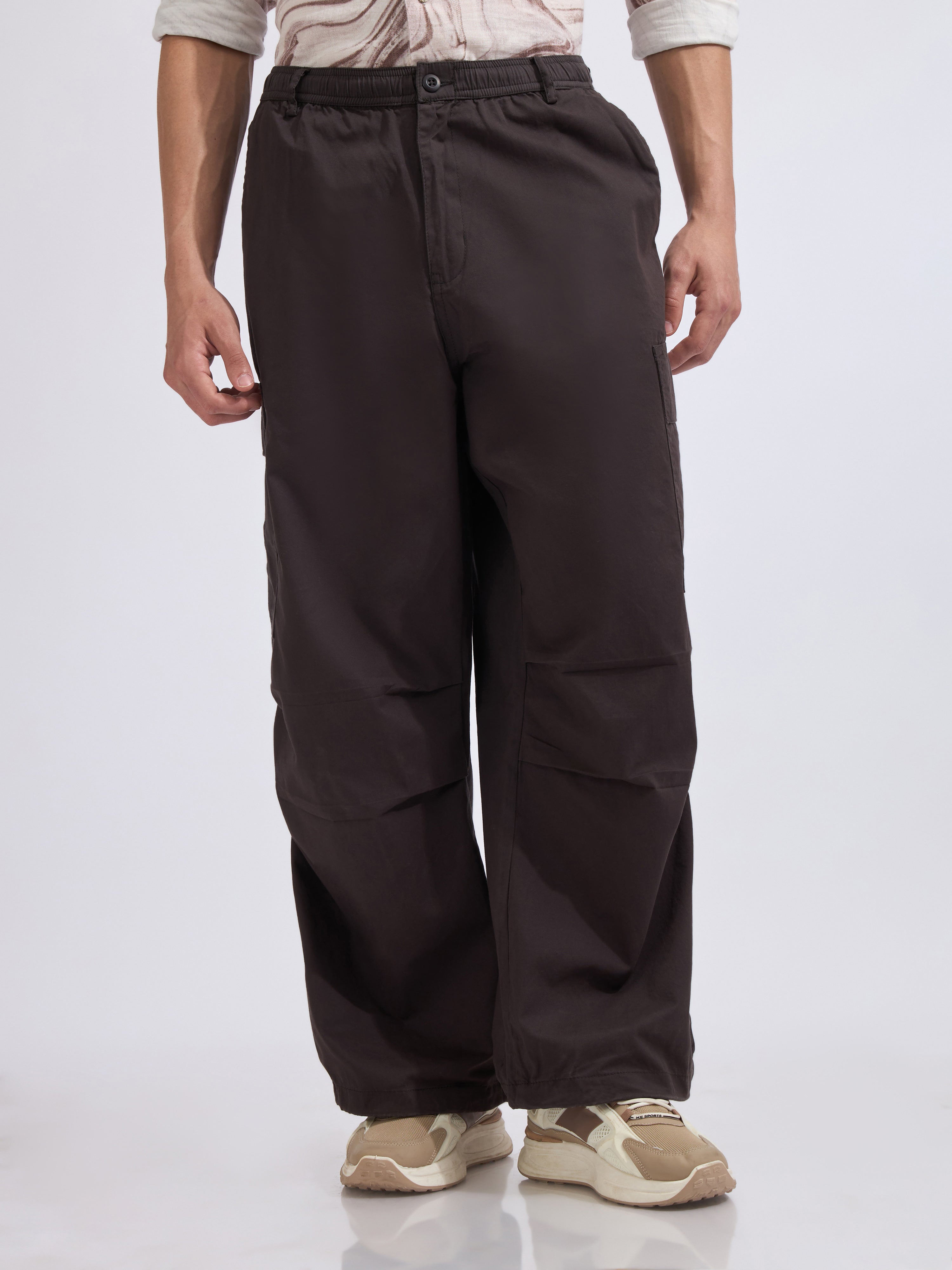men's parachute cargo pants in ash color
