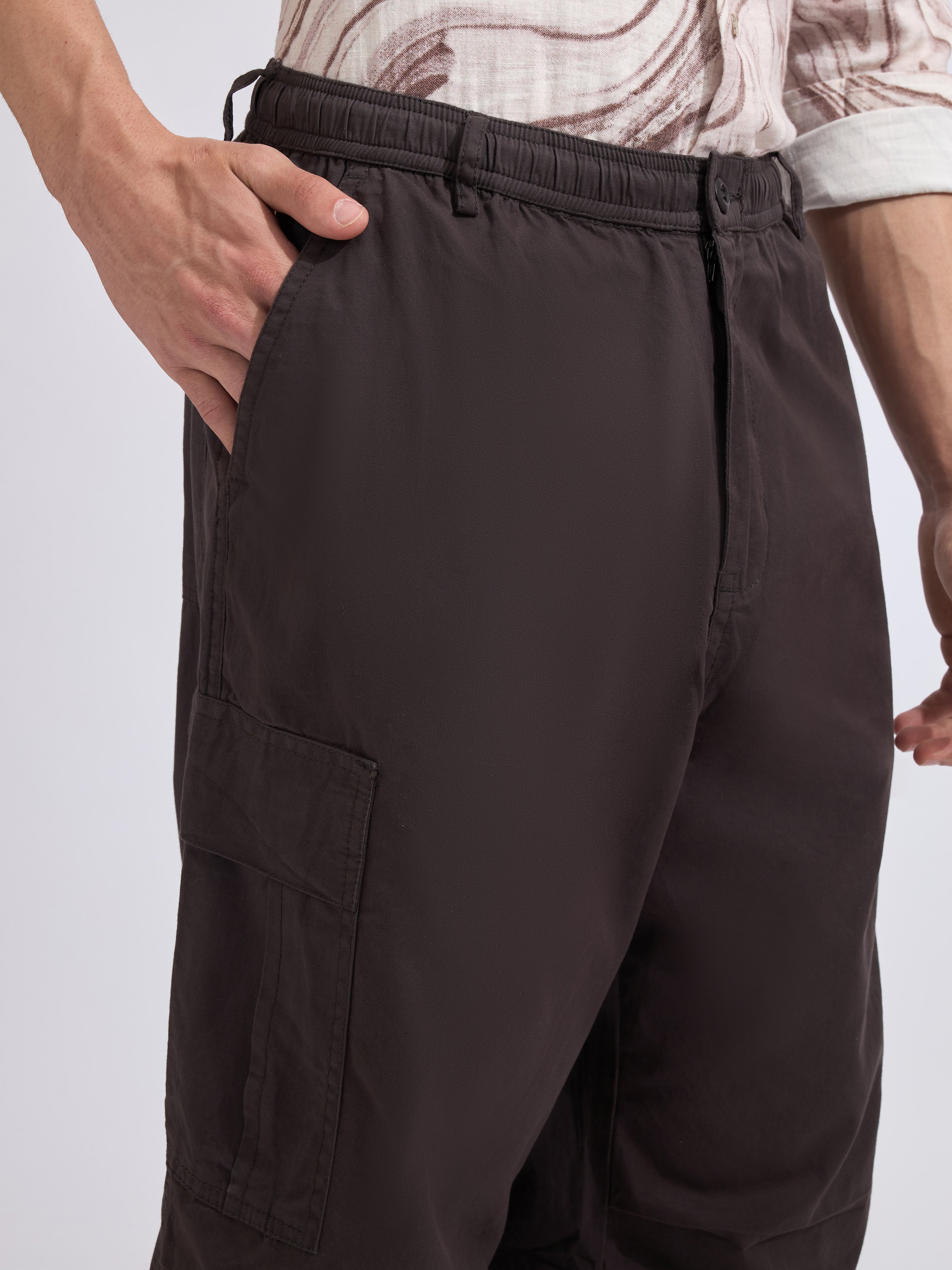 men's parachute cargo pants in ash color