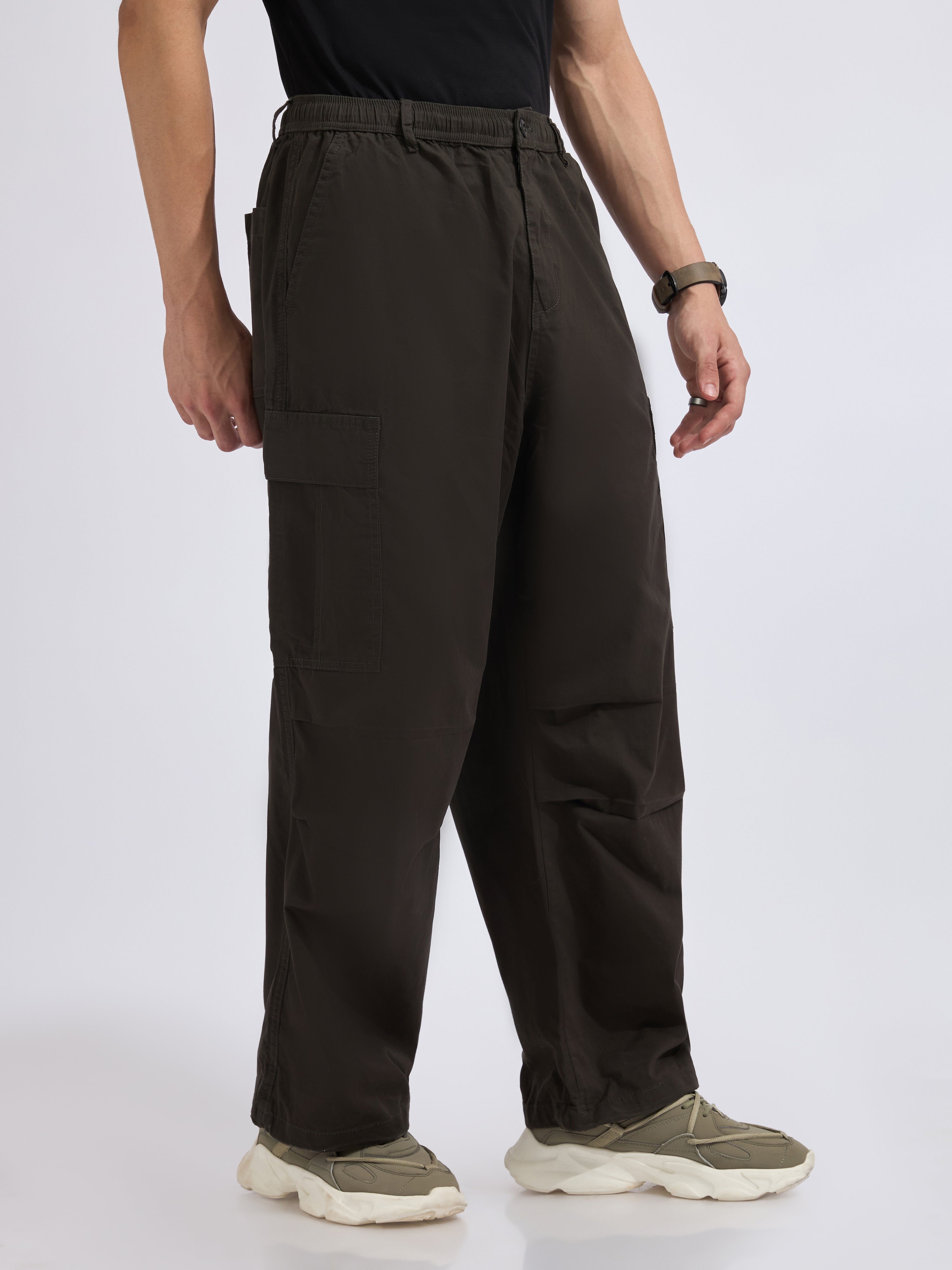 men's parachute cargo pants in green