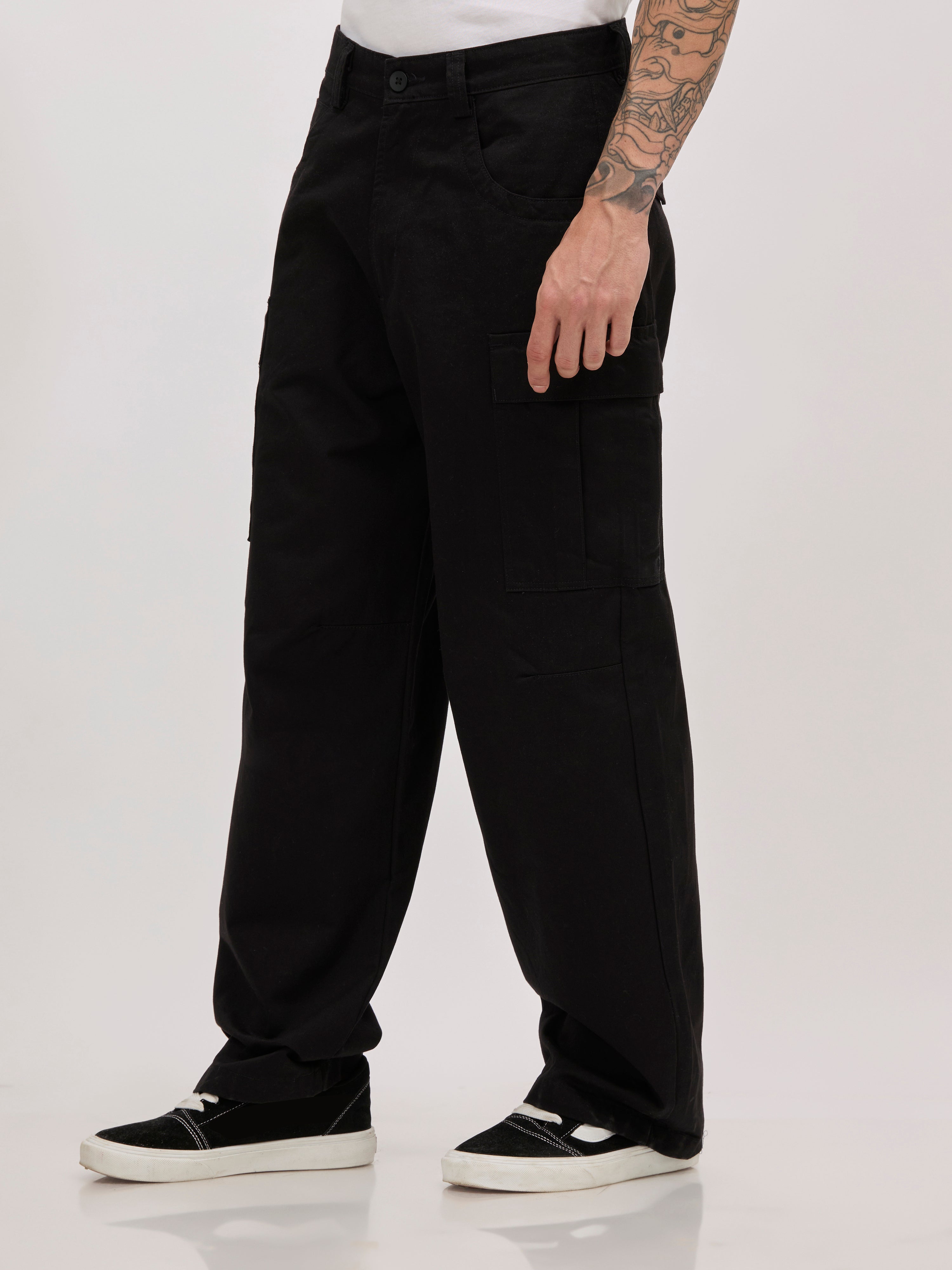 men's super baggy fit pant in black color