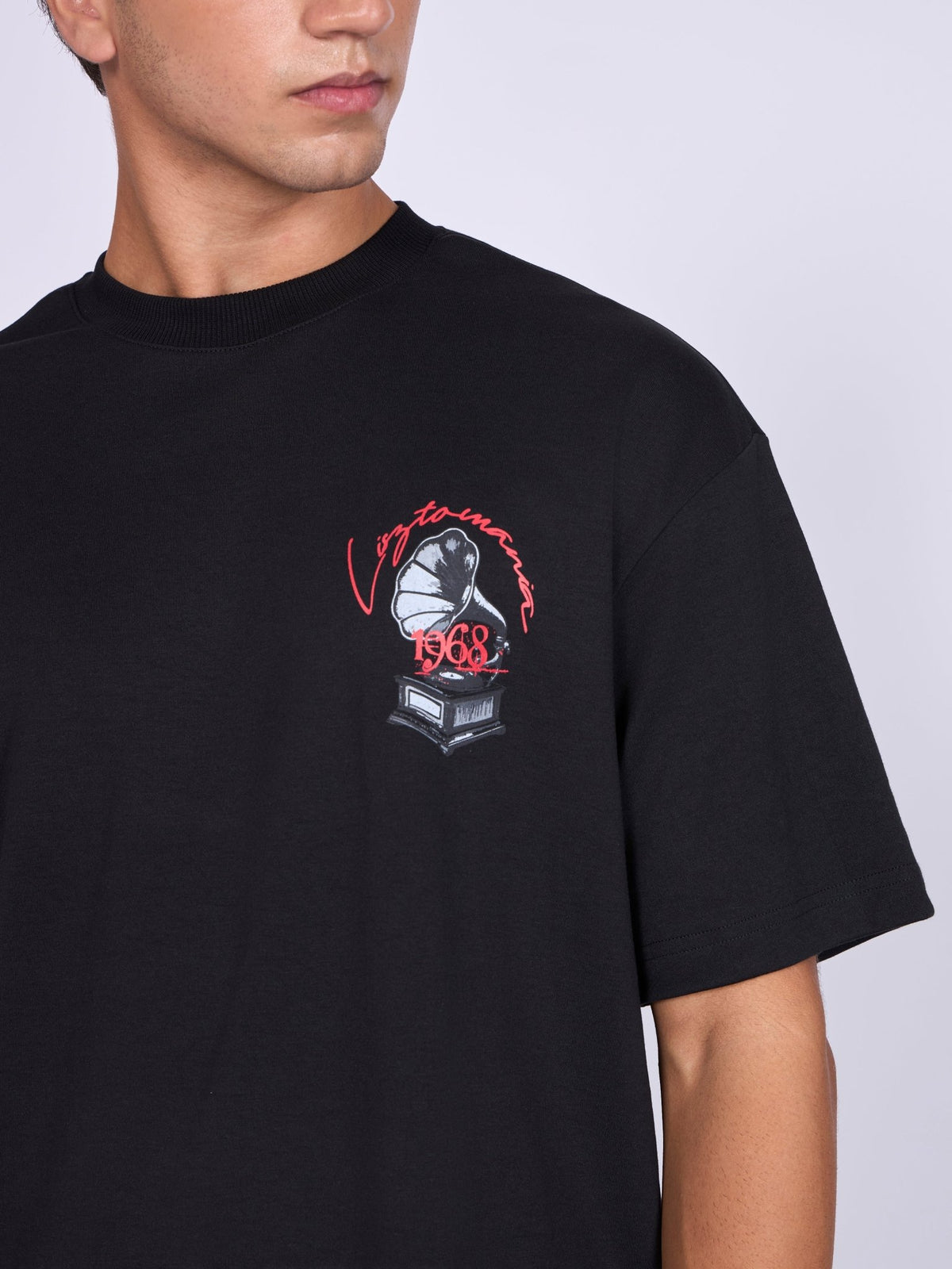 Moovin - Lisztomania Retro Music Graphic T-Shirt - Black - Espanshe