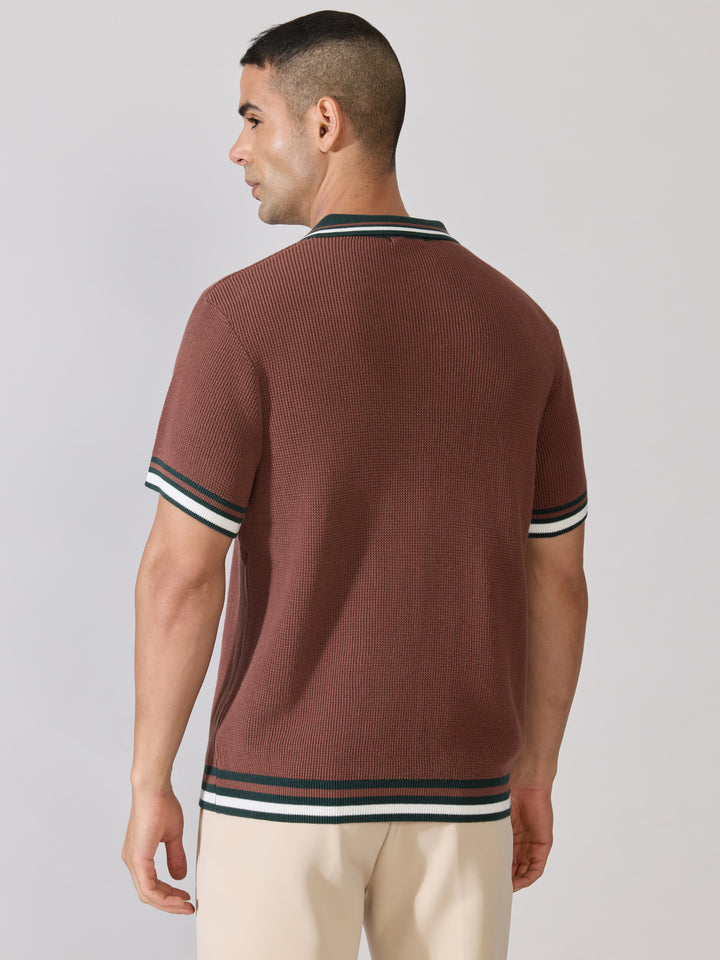 Men's Regular Fit Contrast Collar Knit Polo T-Shirt in Root Beer
