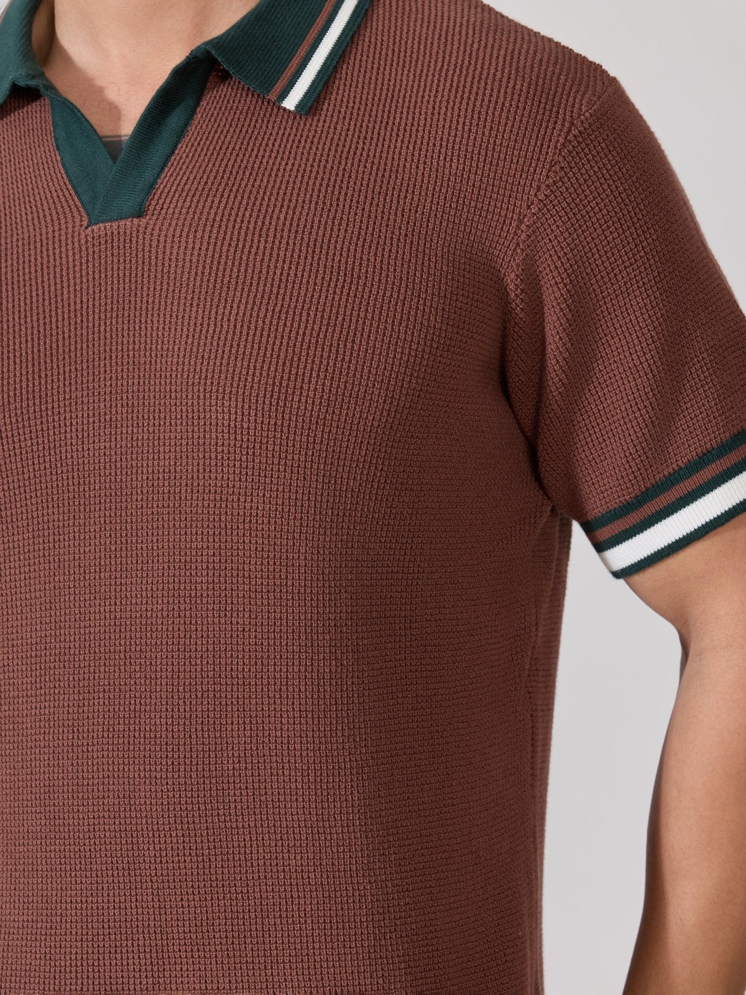 Kikeos-4 - Regular Fit Contrast Collar Knit Polo T-Shirt - Root Beer - Espanshe