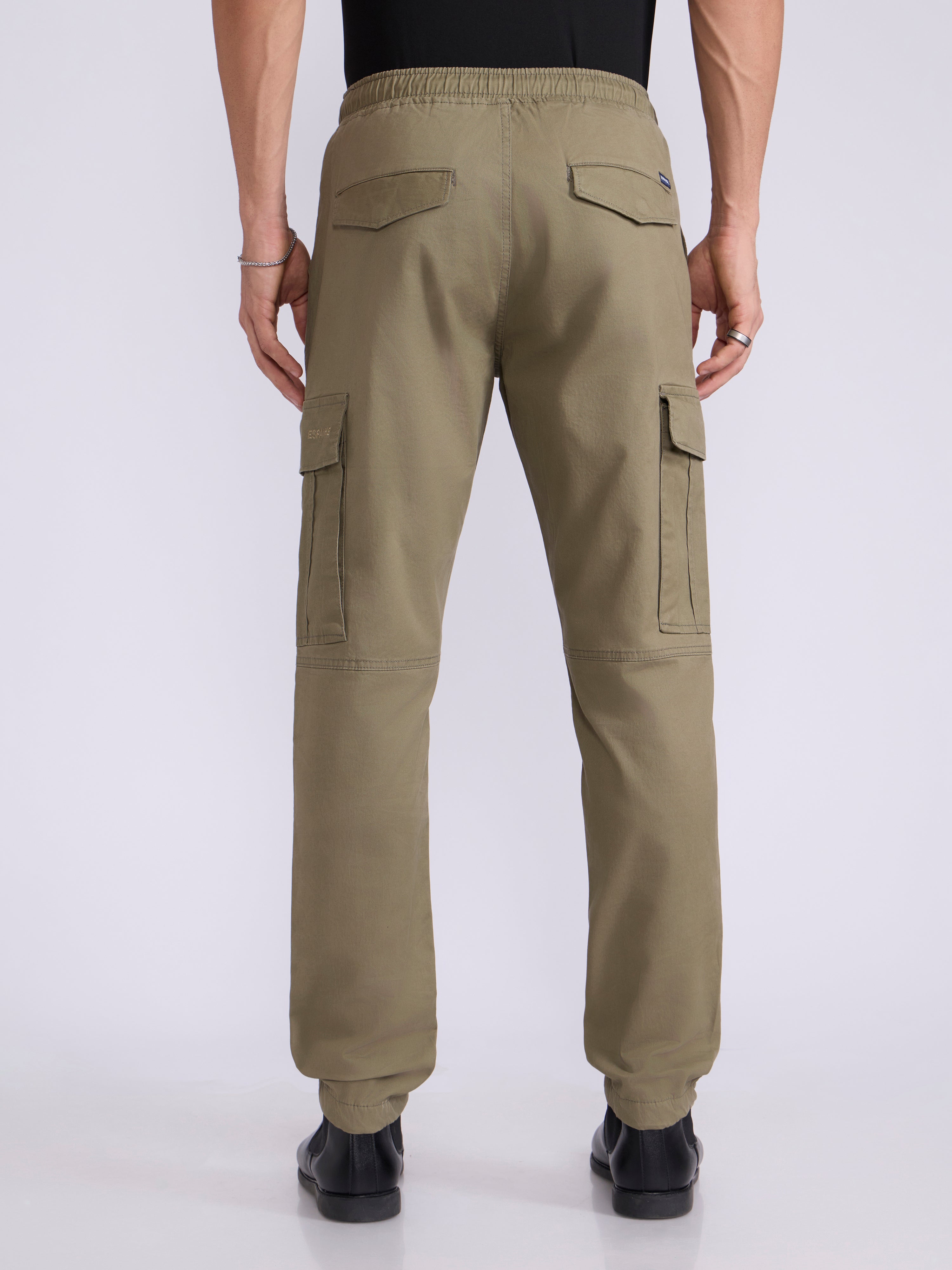Men's jogger pant in moss green with elasticated drawstring