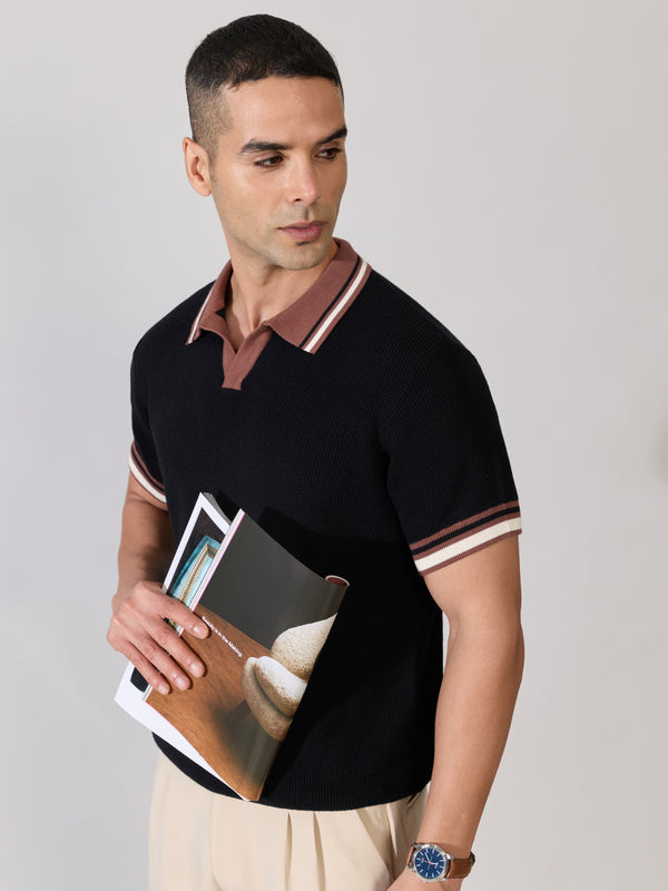 Men's Regular Fit Contrast Collar Knit Polo T-Shirt in Black