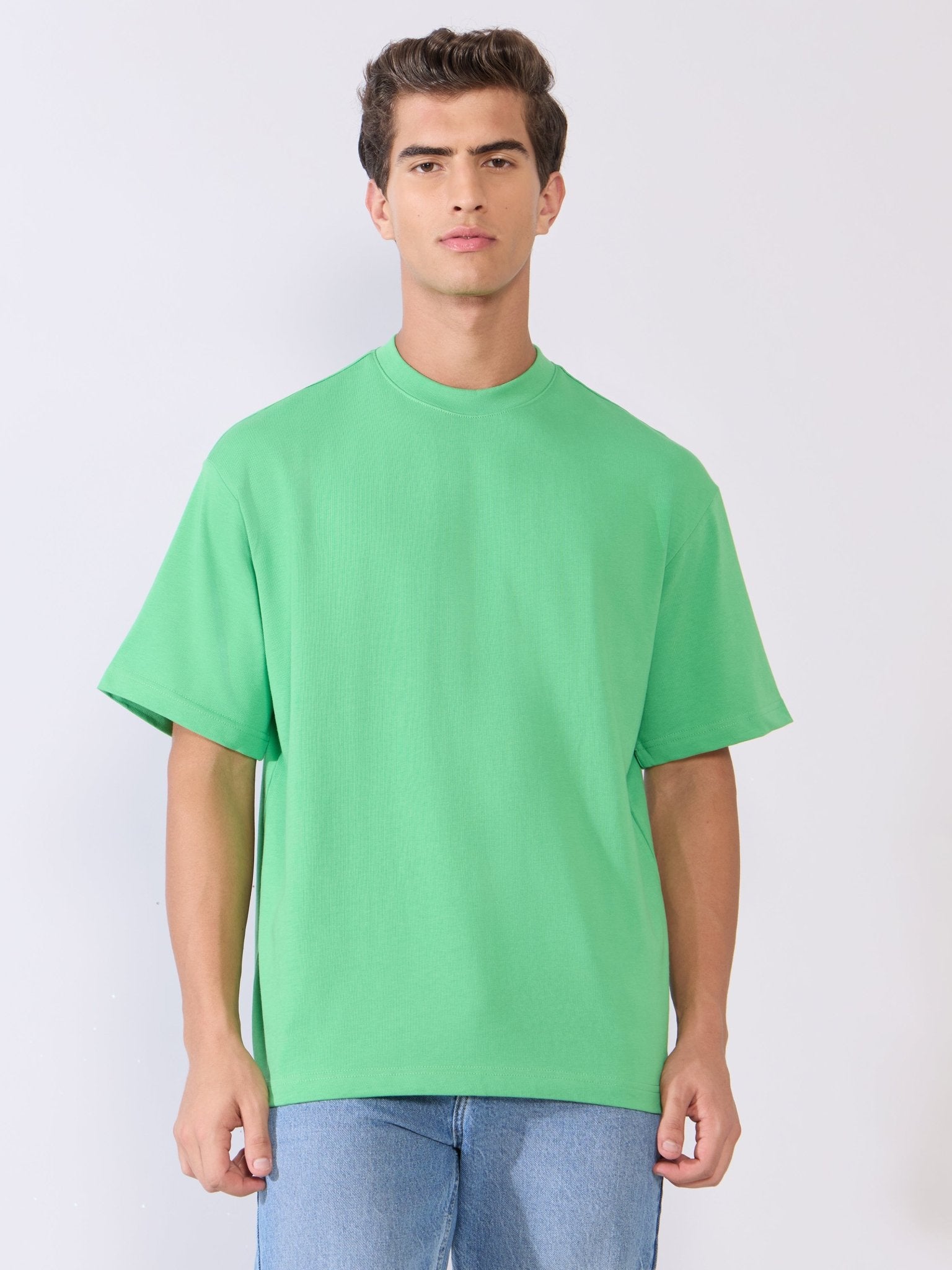 Vynora - Loose Fit Round Neck T-Shirt - Irish Green - Espanshe