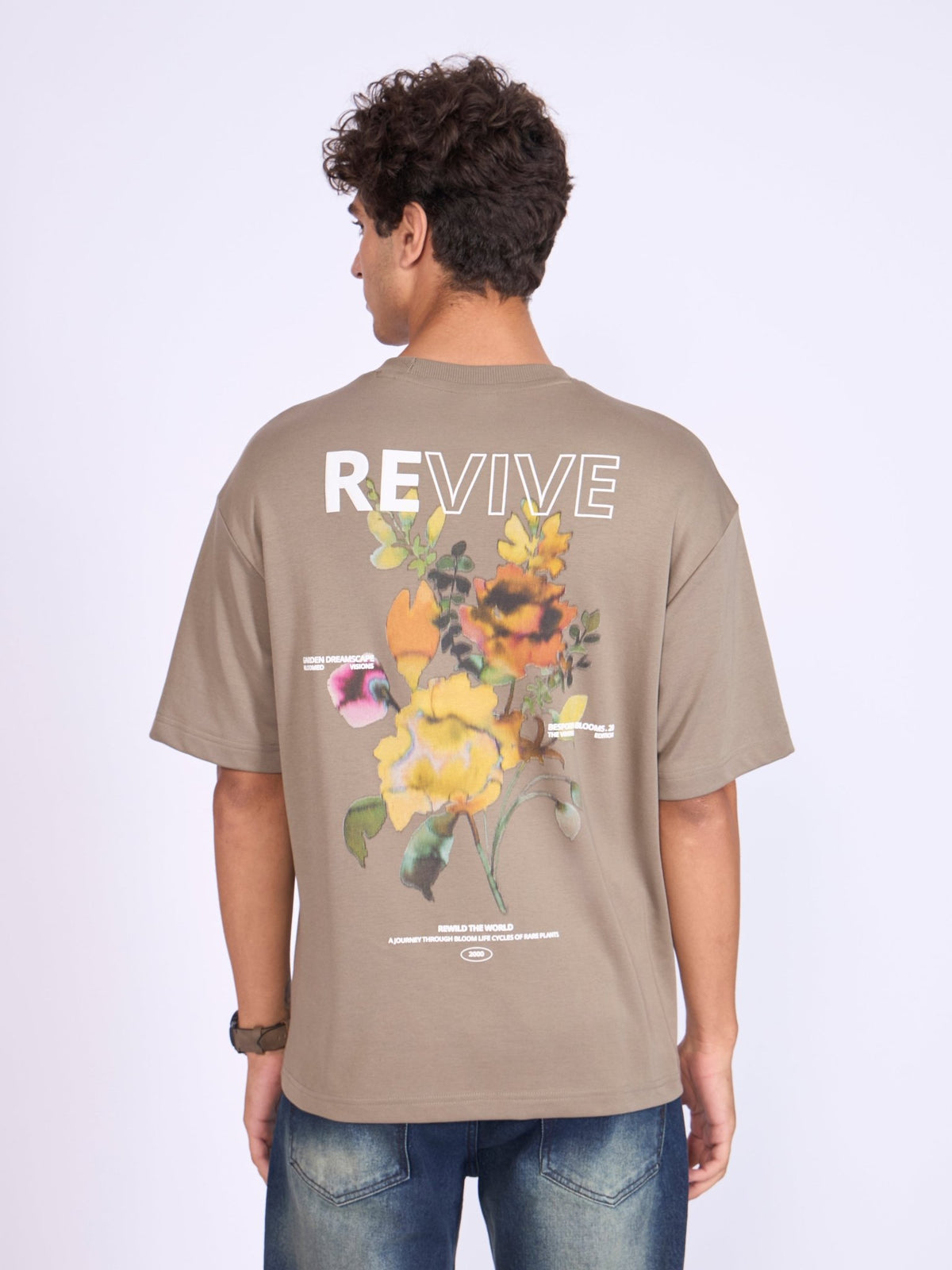 Trace - Revive Printed Loose Fit T-Shirt - Light Olive - Espanshe