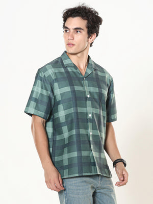 oversized checkered shirt made from lyrac fabric.
lyrac fabric shirts
oversized shirts for men