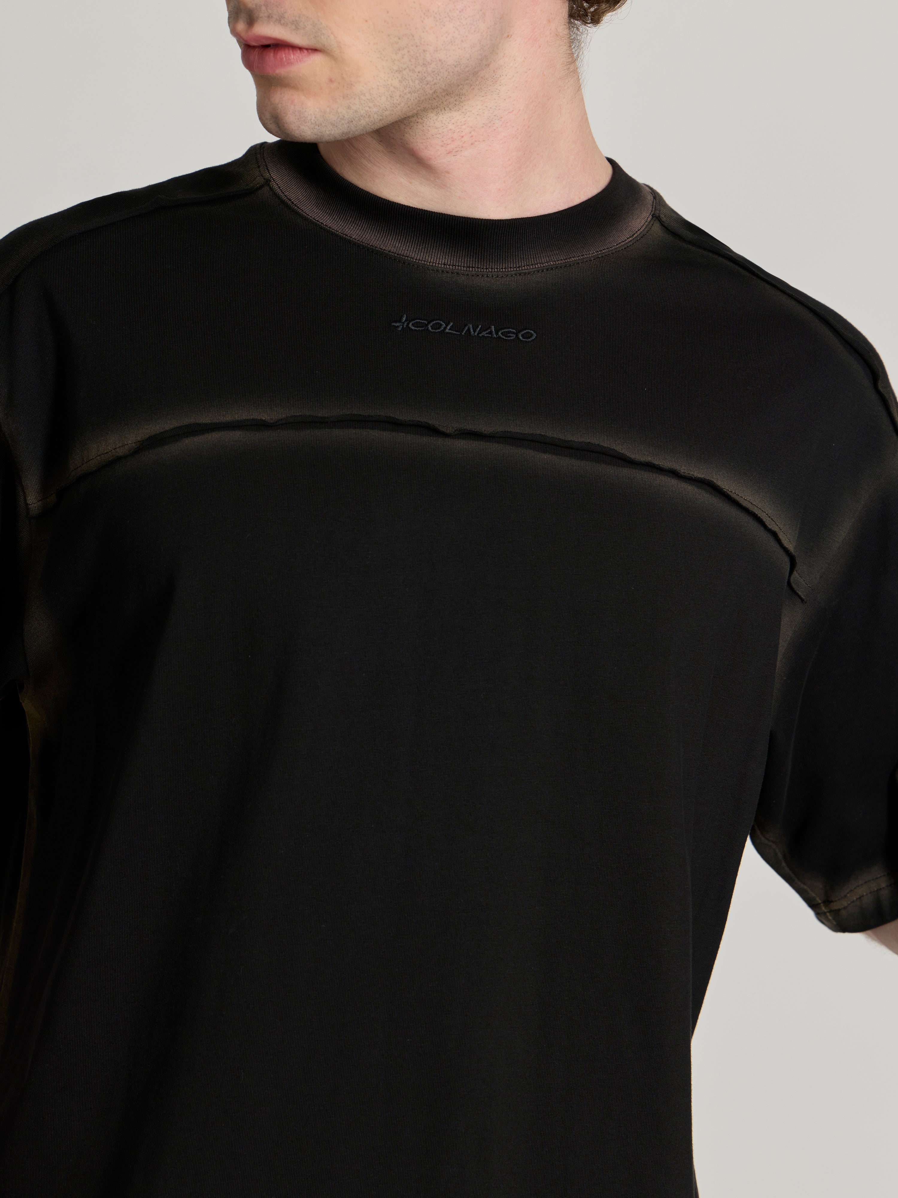 Men's printed baggy T-Shirt in black.