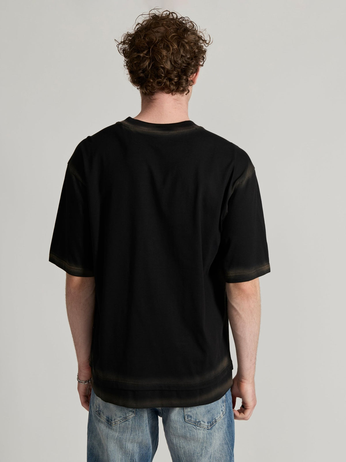 Lona - Fade Effect Baggy T-Shirt - Black - Espanshe